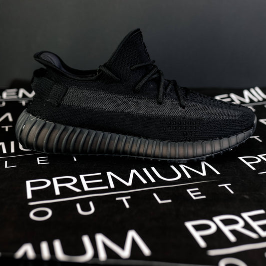 Yeezy Boost 350 V2 Black