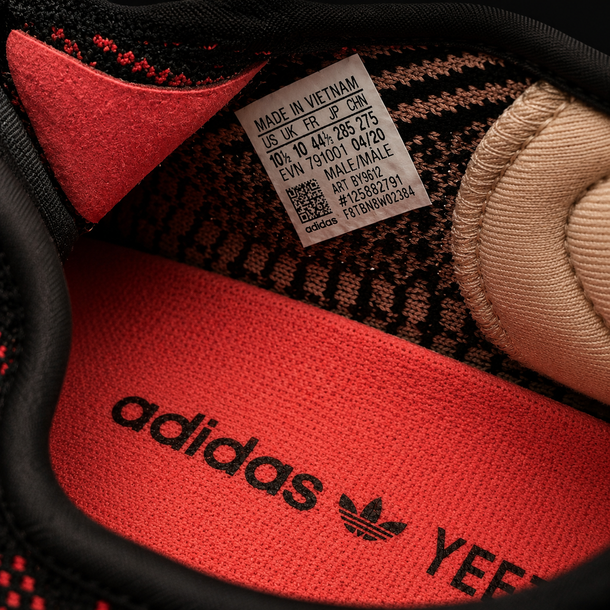 Adidas Yeezy Boost 350 V2 „Yecheil” - reflective