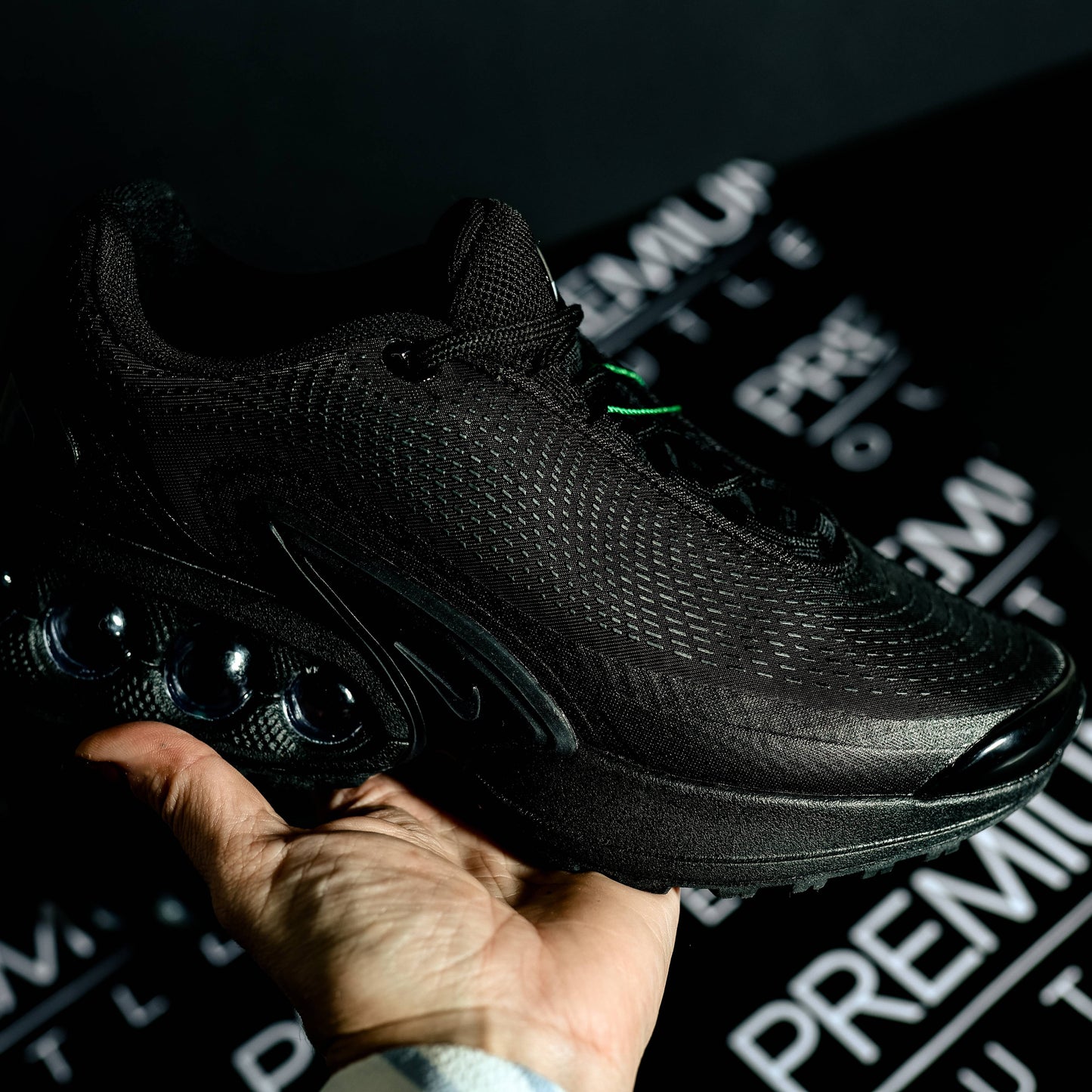 Nike Air Max DN black