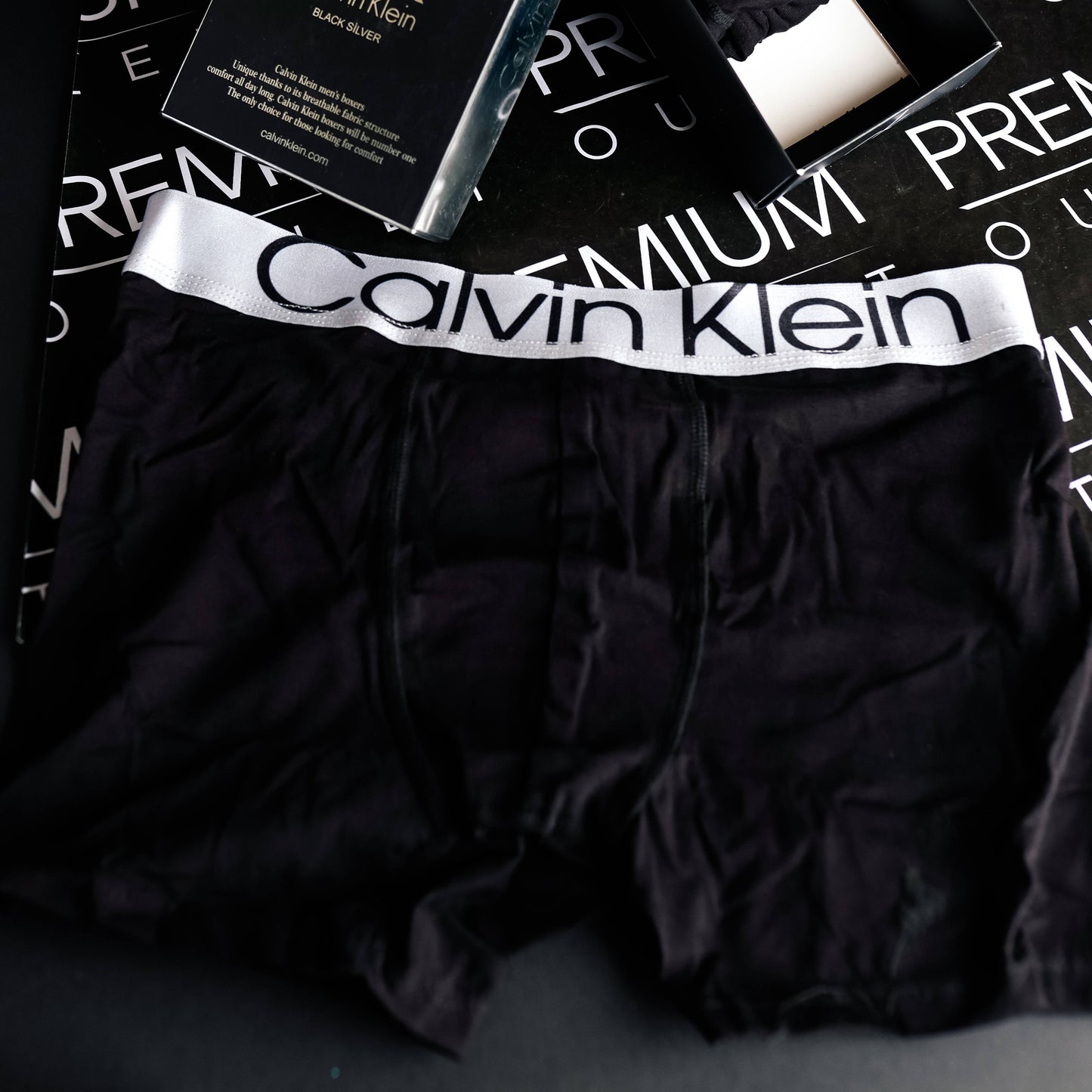 Calvin Klein crno bijele muške bokserice