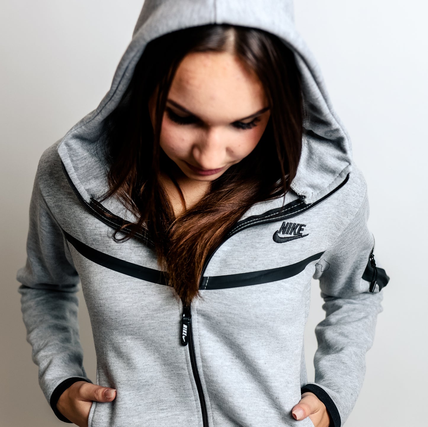 Nike Tech Fleece Gray