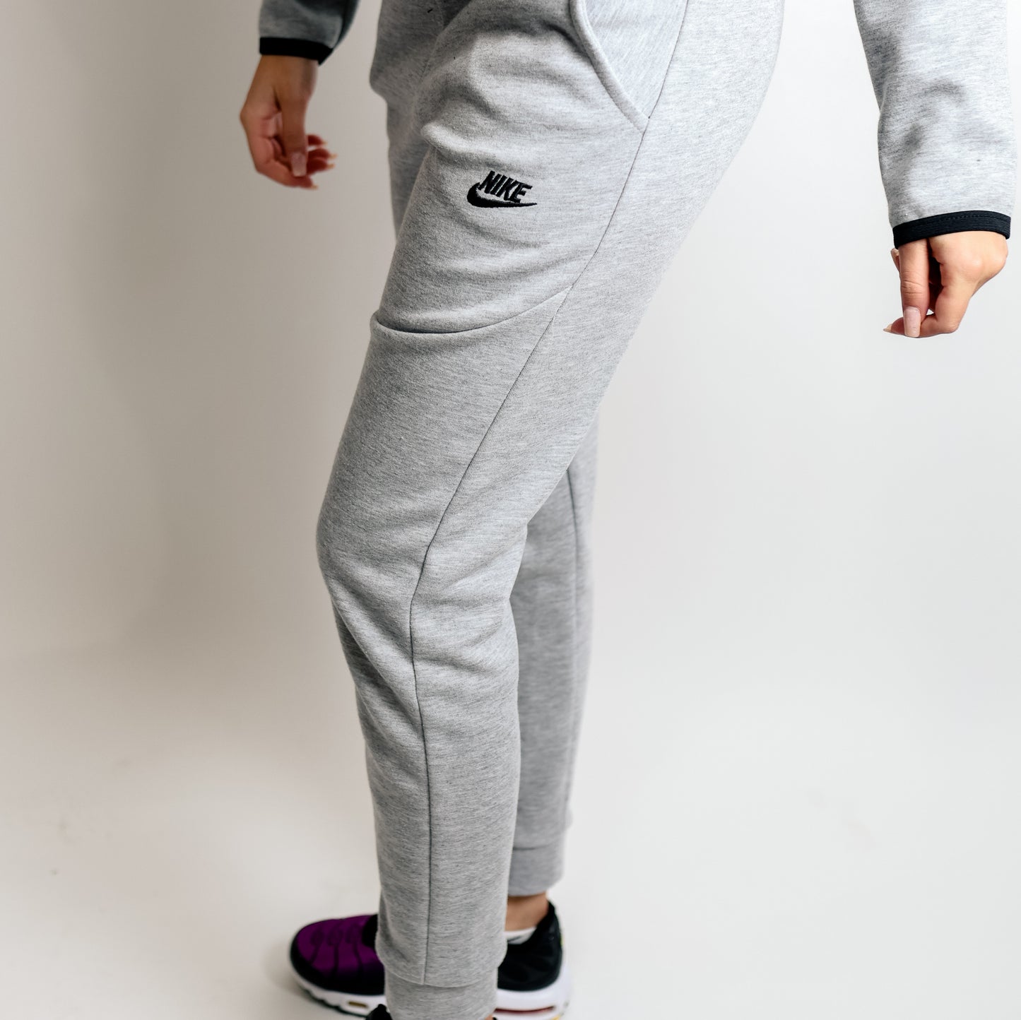 Nike Tech Fleece Gray