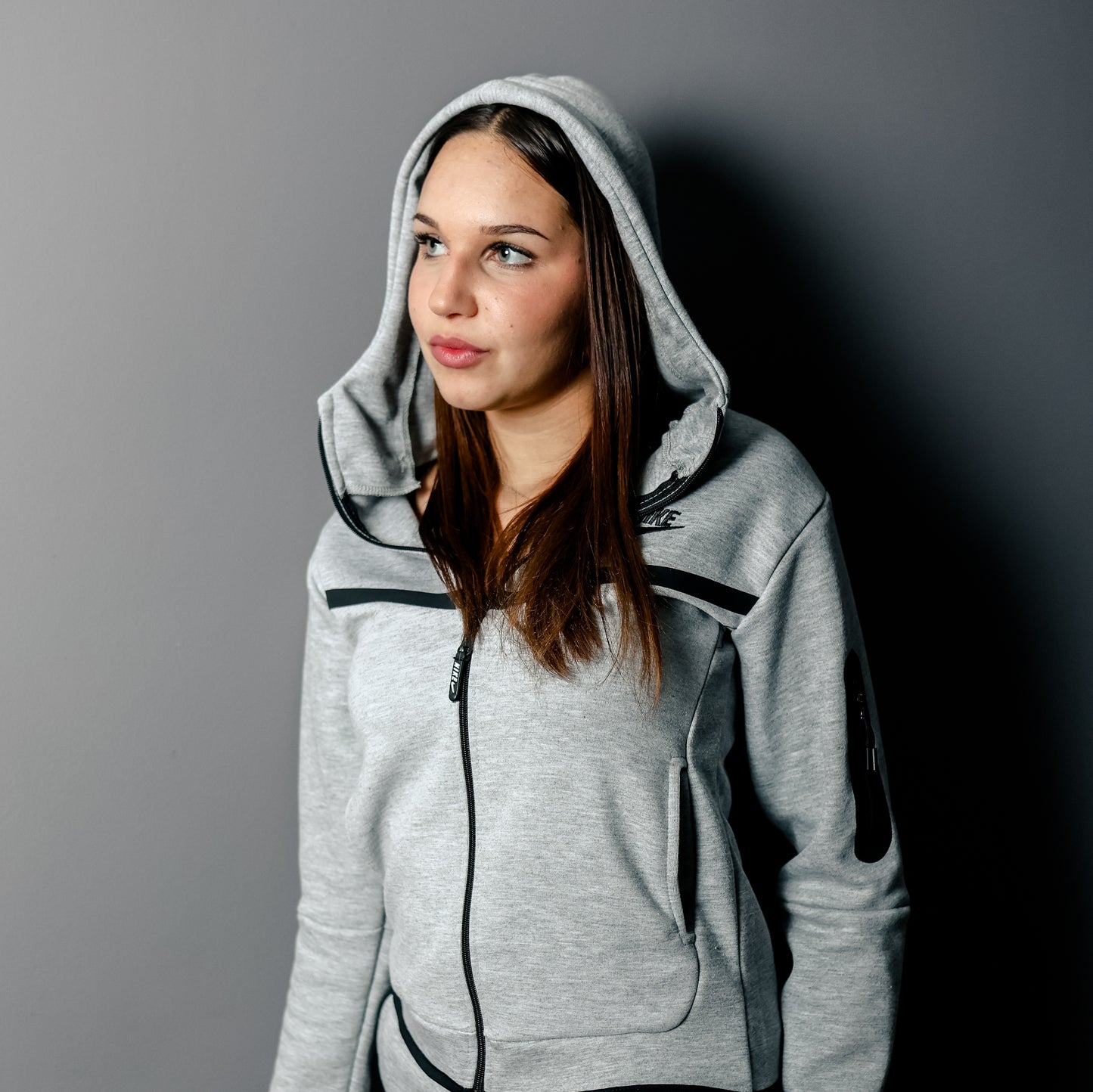 Nike Tech Fleece Gray