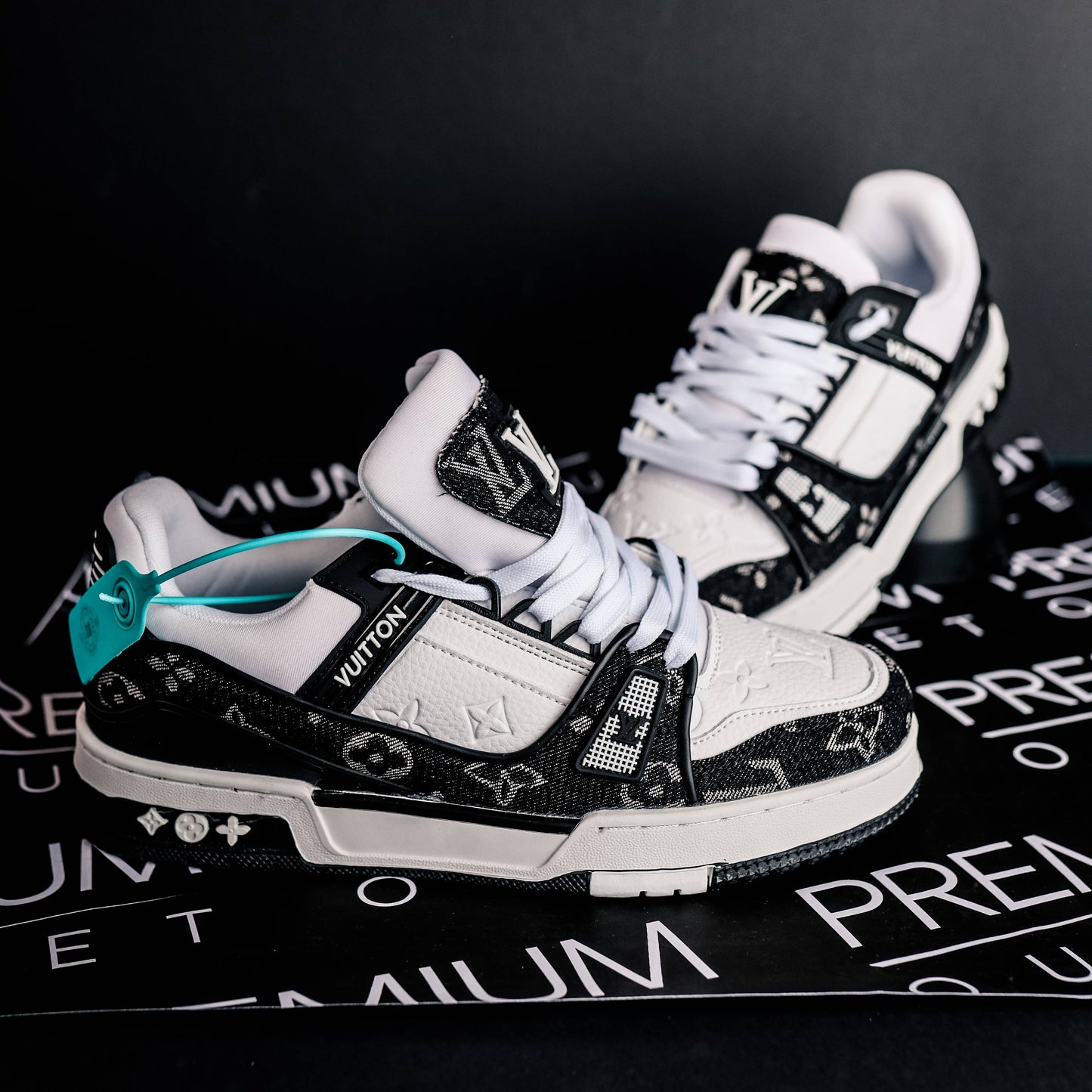 Louis Vuitton Trainer Sneaker Black