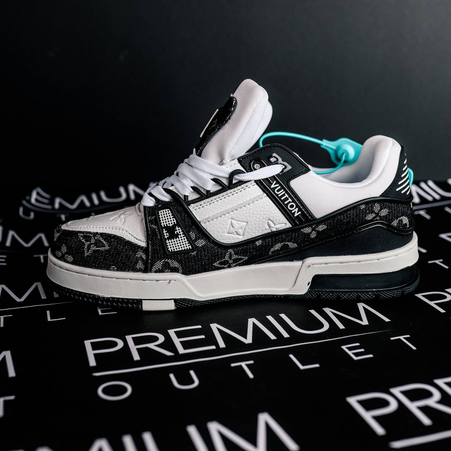 Louis Vuitton Trainer Sneaker Black