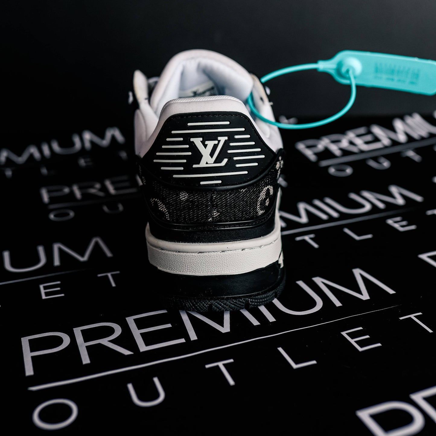 Louis Vuitton Trainer Sneaker Black