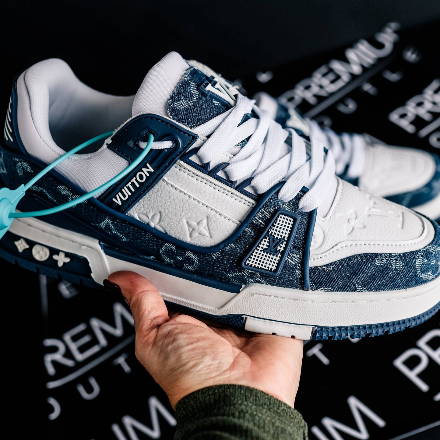 Louis Vuitton Trainer Sneaker Blue