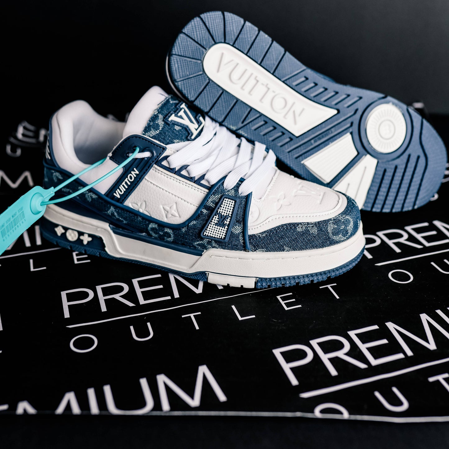 Louis Vuitton Trainer Sneaker Blue