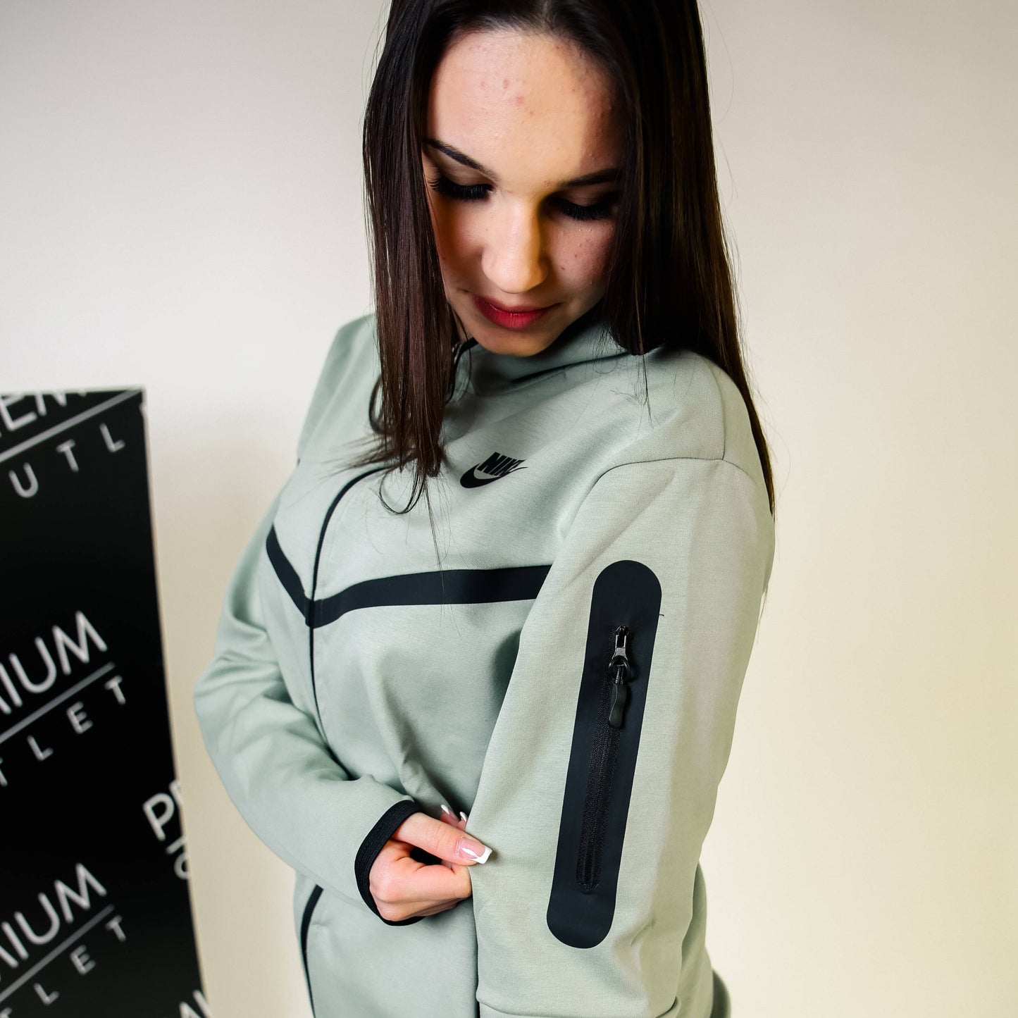 Nike Tech Fleece Olive Green - gornji i donji dio