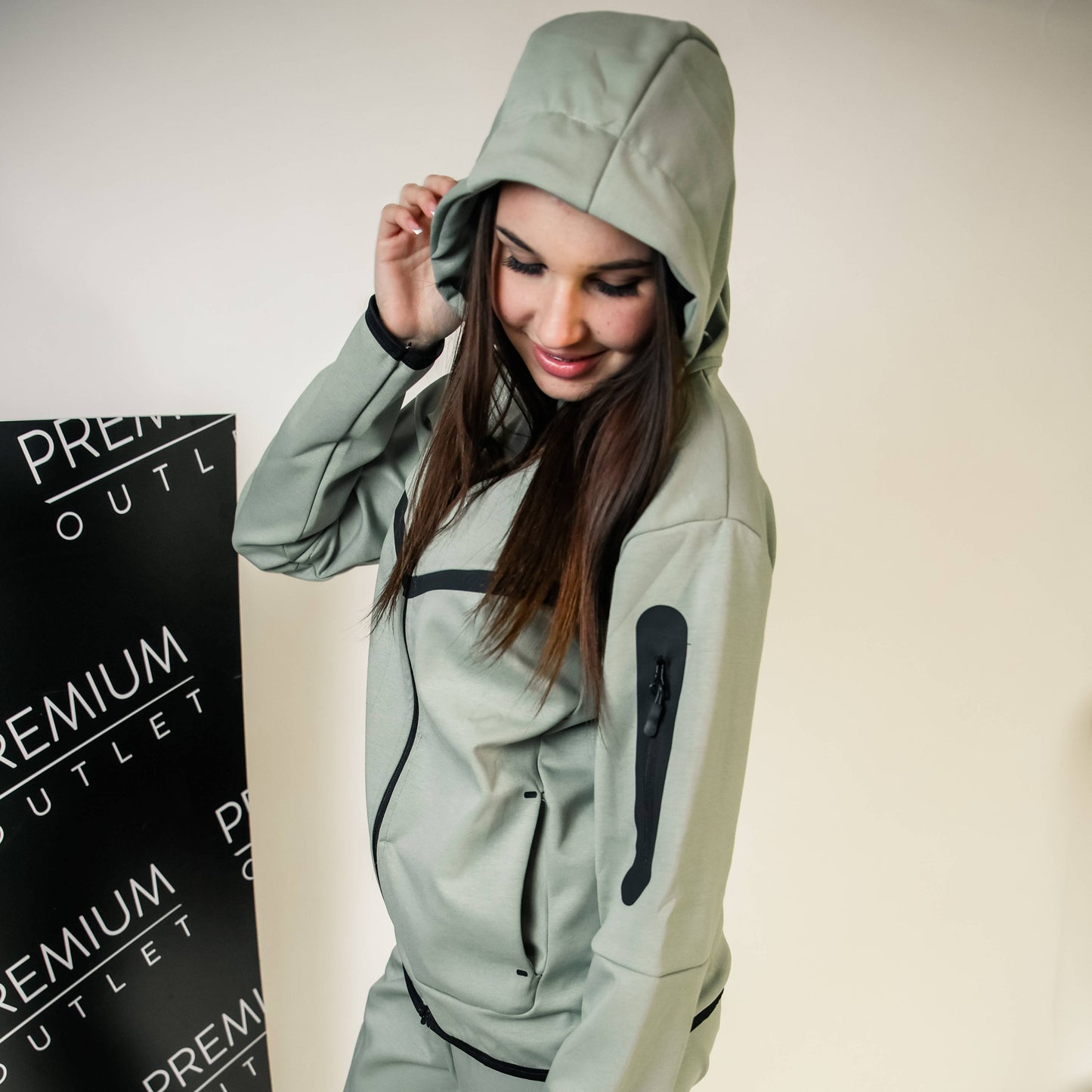 Nike Tech Fleece Olive Green - gornji i donji dio