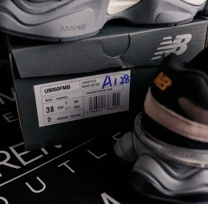 New Balance 9060 Brown