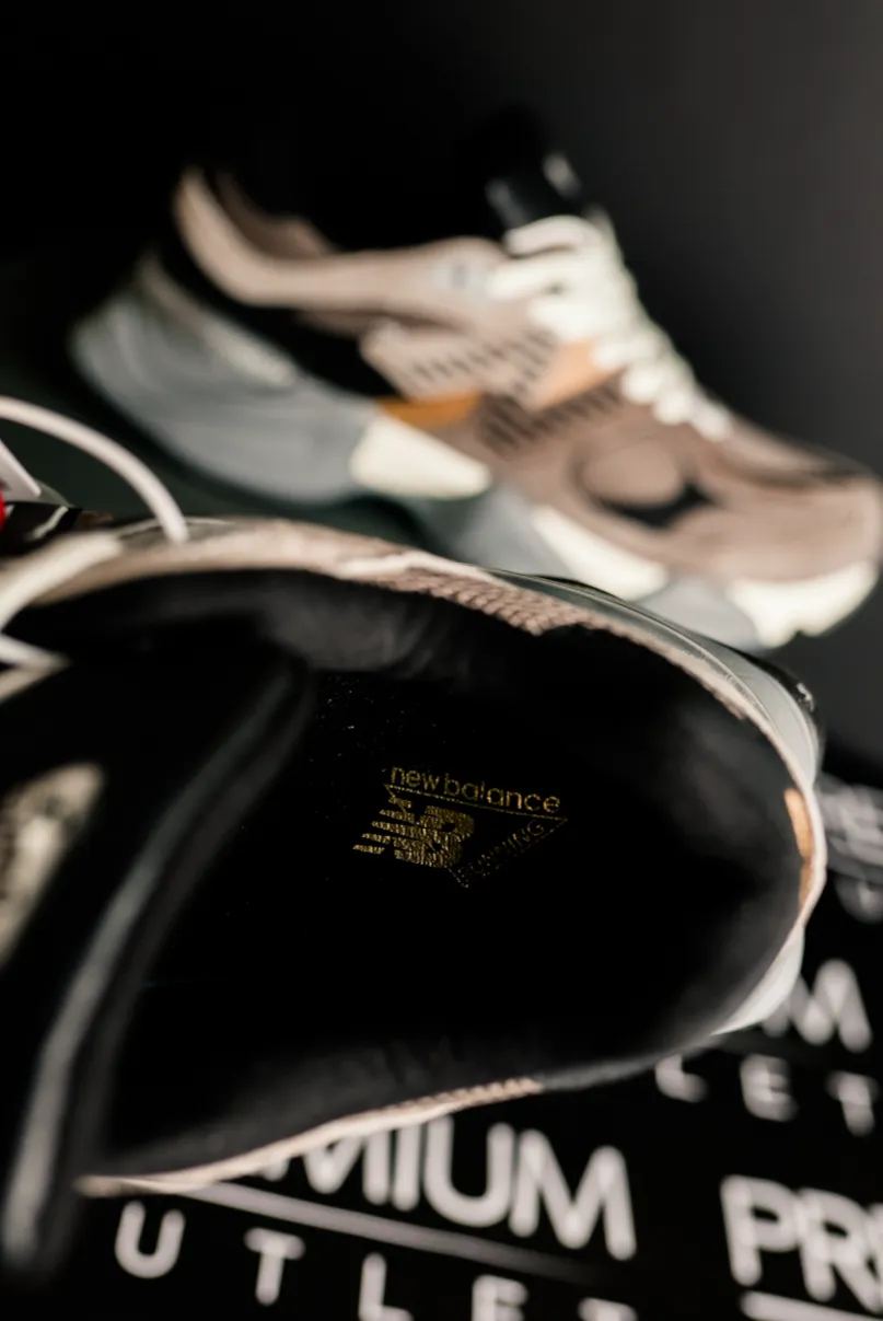 New Balance 9060 Brown