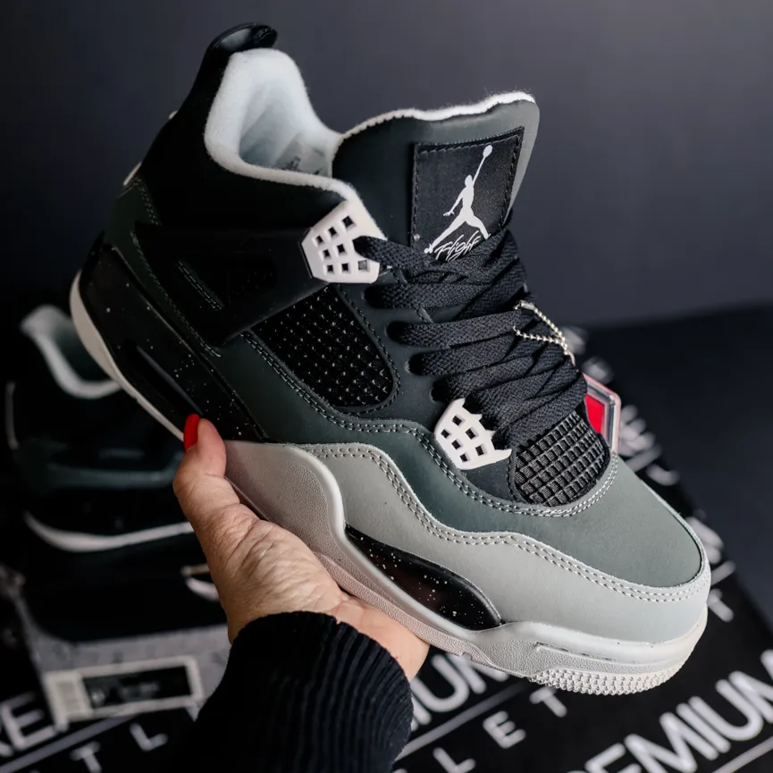 Nike Air Jordan IV Retro "Fear"