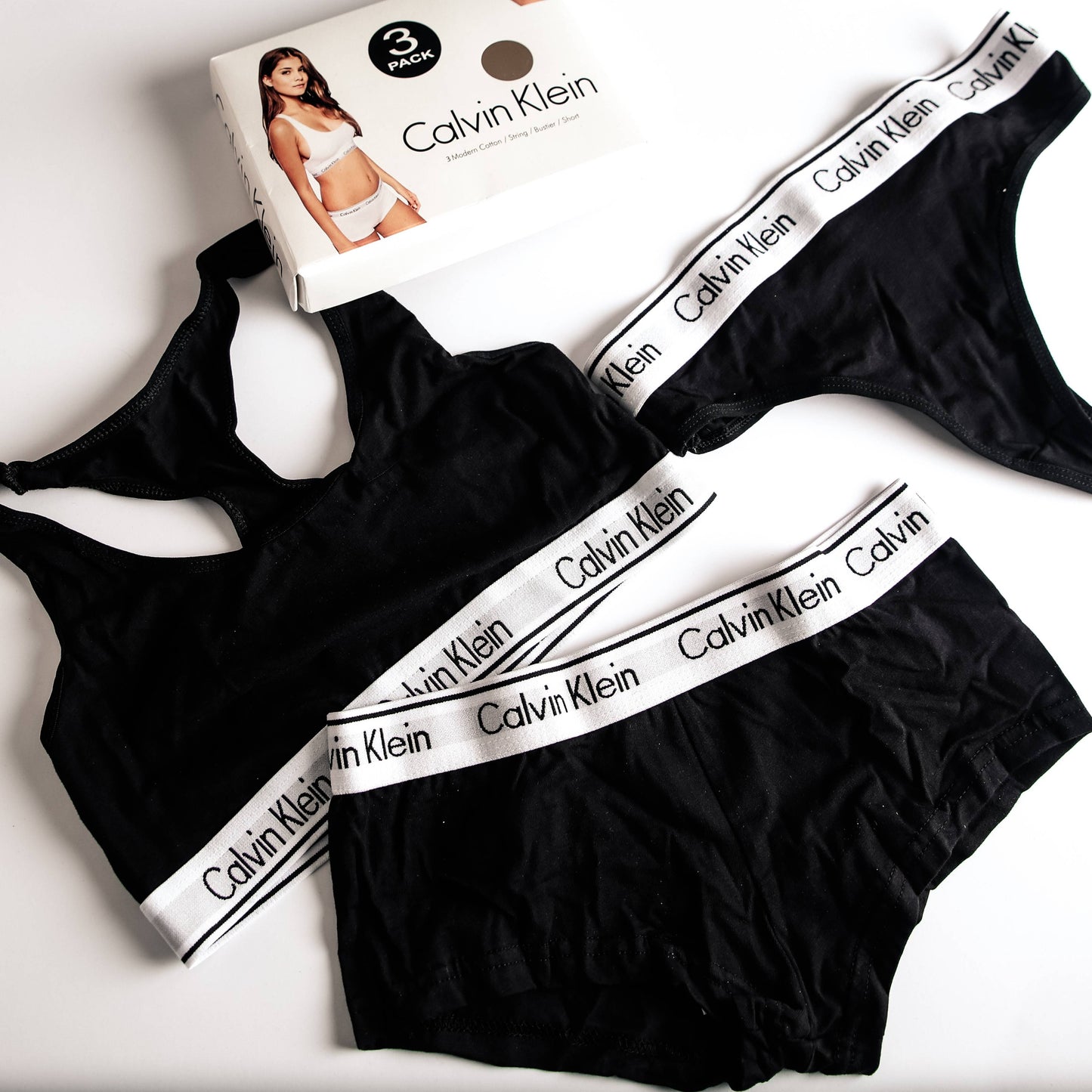 Calvin Klein ženski komplet donjeg rublja