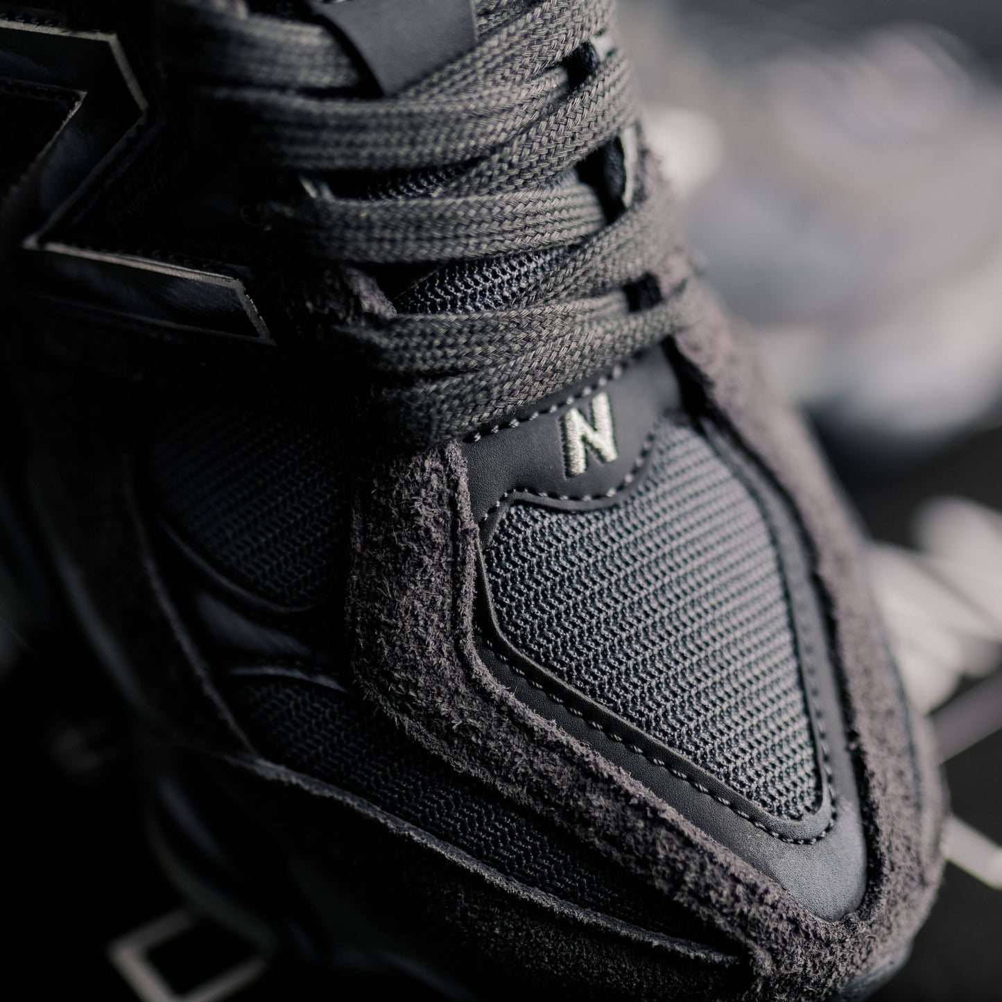 New Balance 9060 dark Grey