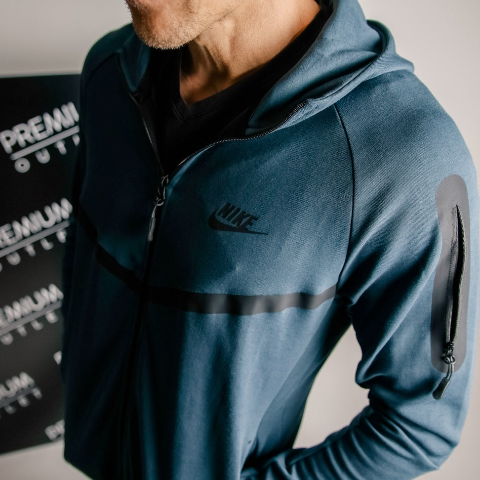 Nike Tech Fleece Blue