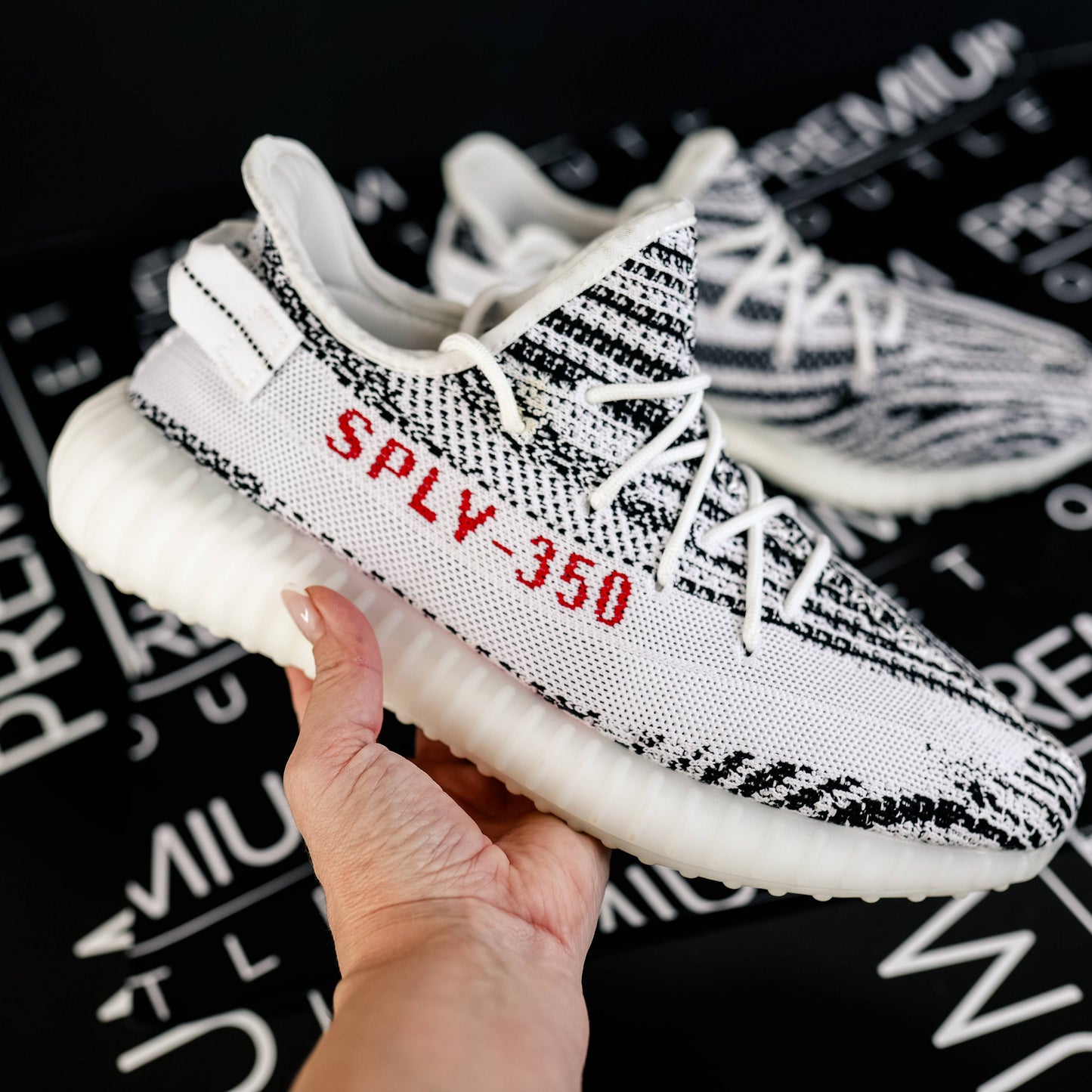 Yeezy Boost 350 V2 Zebra