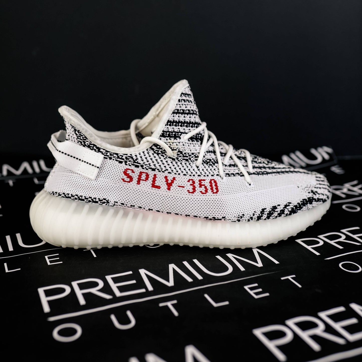 Yeezy Boost 350 V2 Zebra