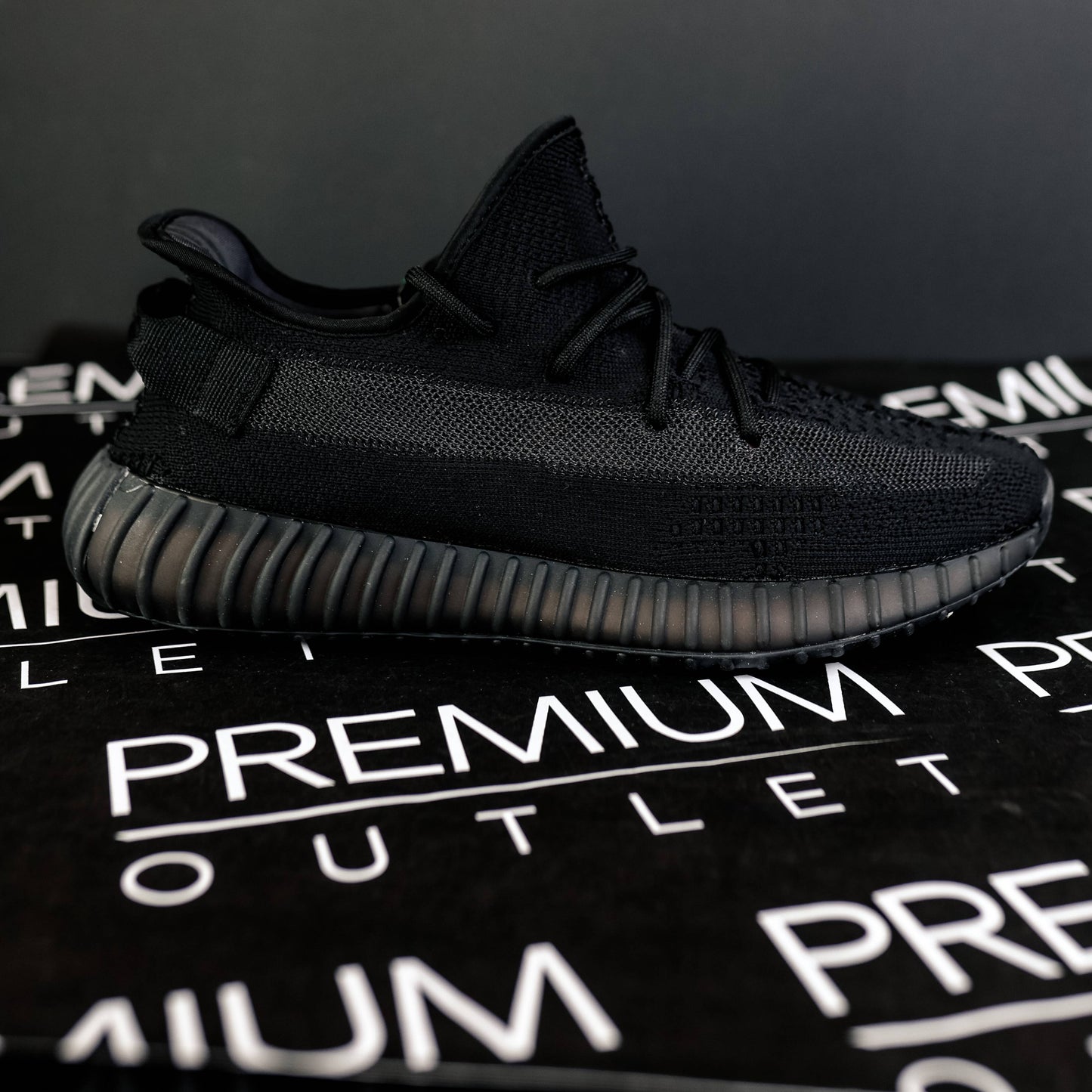 Yeezy Boost 350 V2 Black