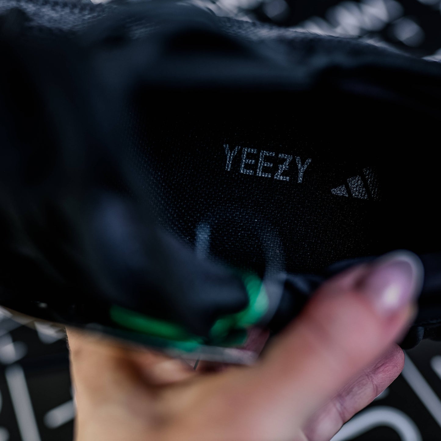 Yeezy Boost 350 V2 Black