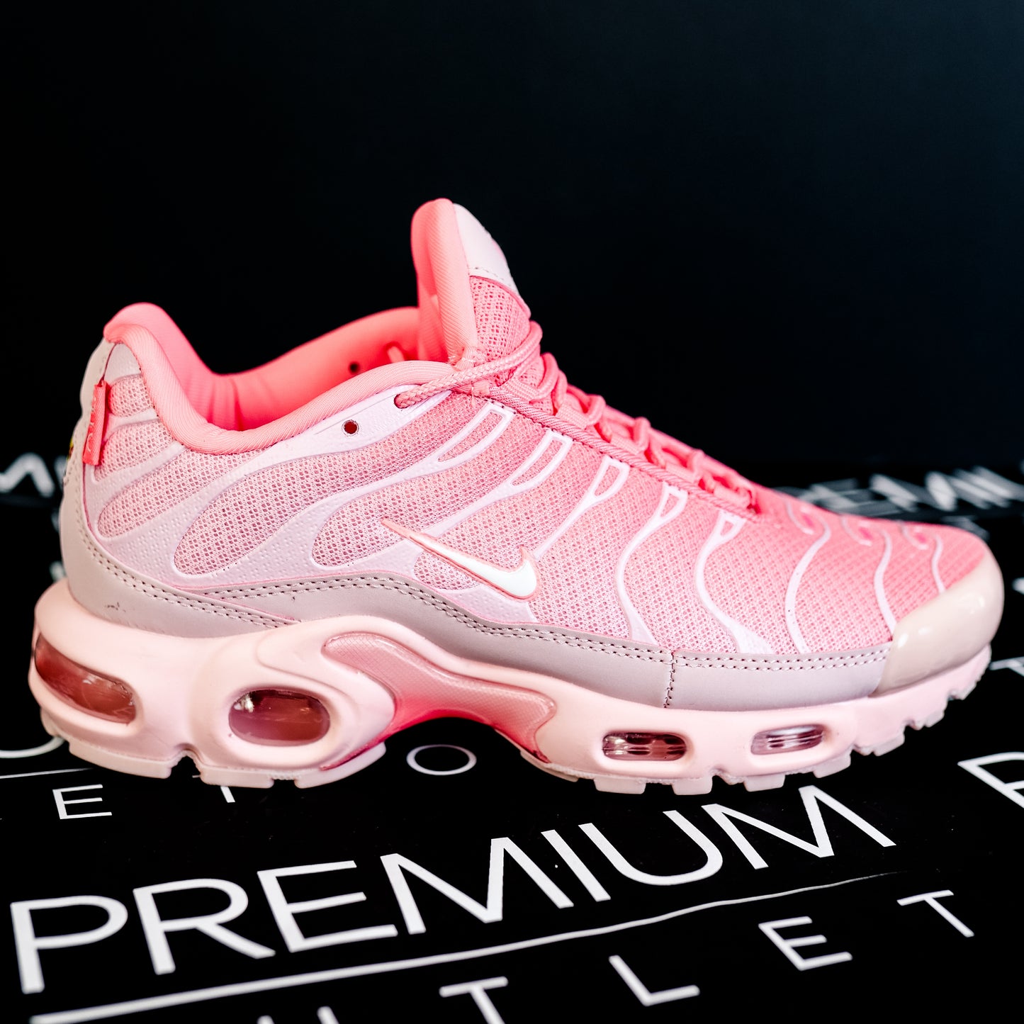 Nike Air Max Plus TN Pink