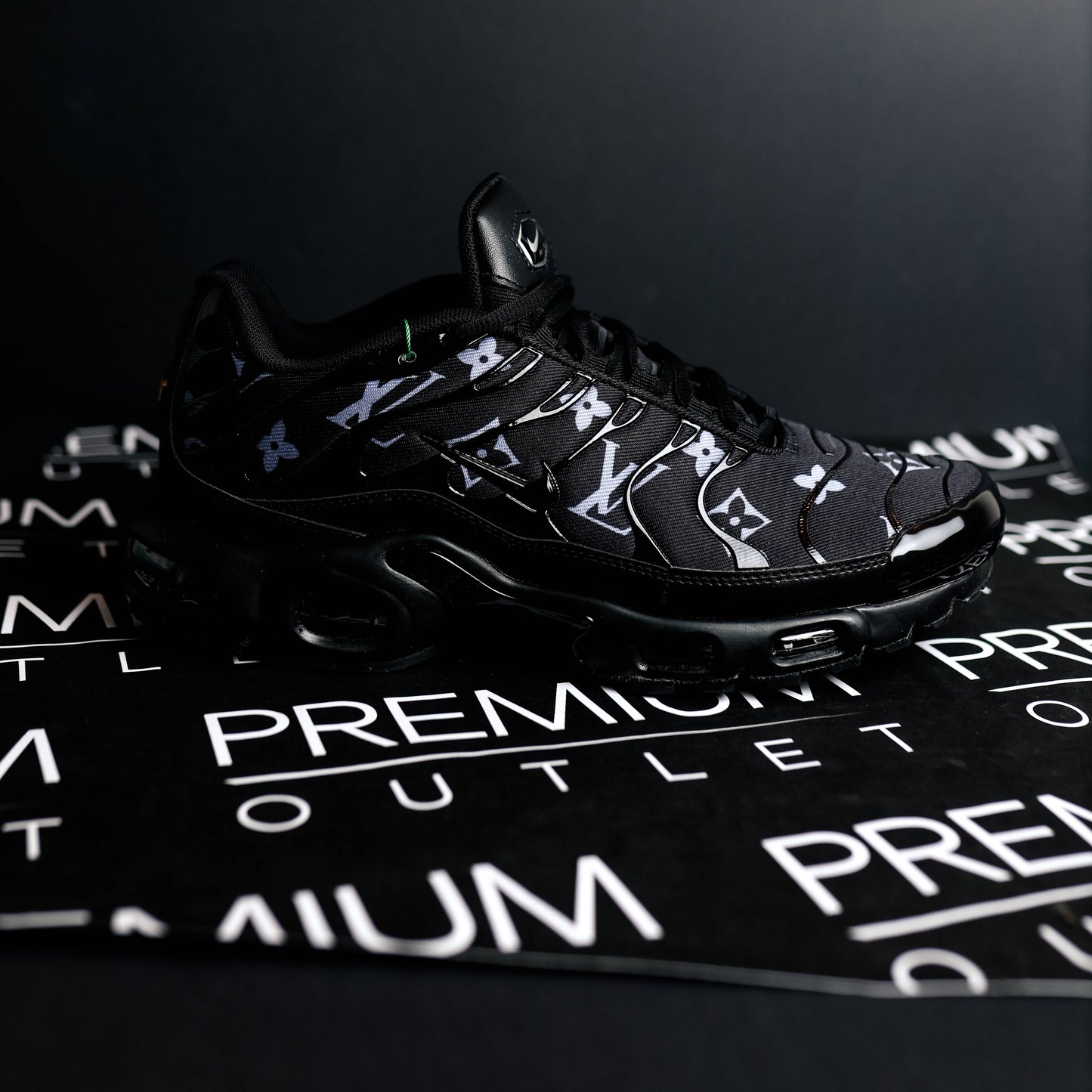 Louis Vuitton x Nike Air Max Tn Black