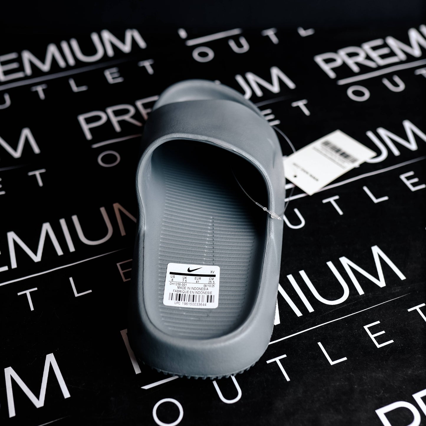 Nike Calm Slides Gray