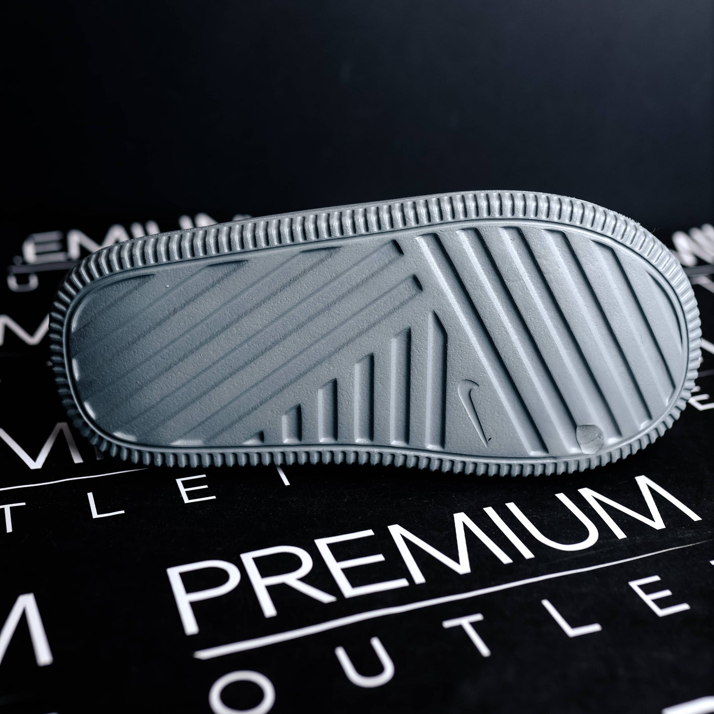 Nike Calm Slides Gray