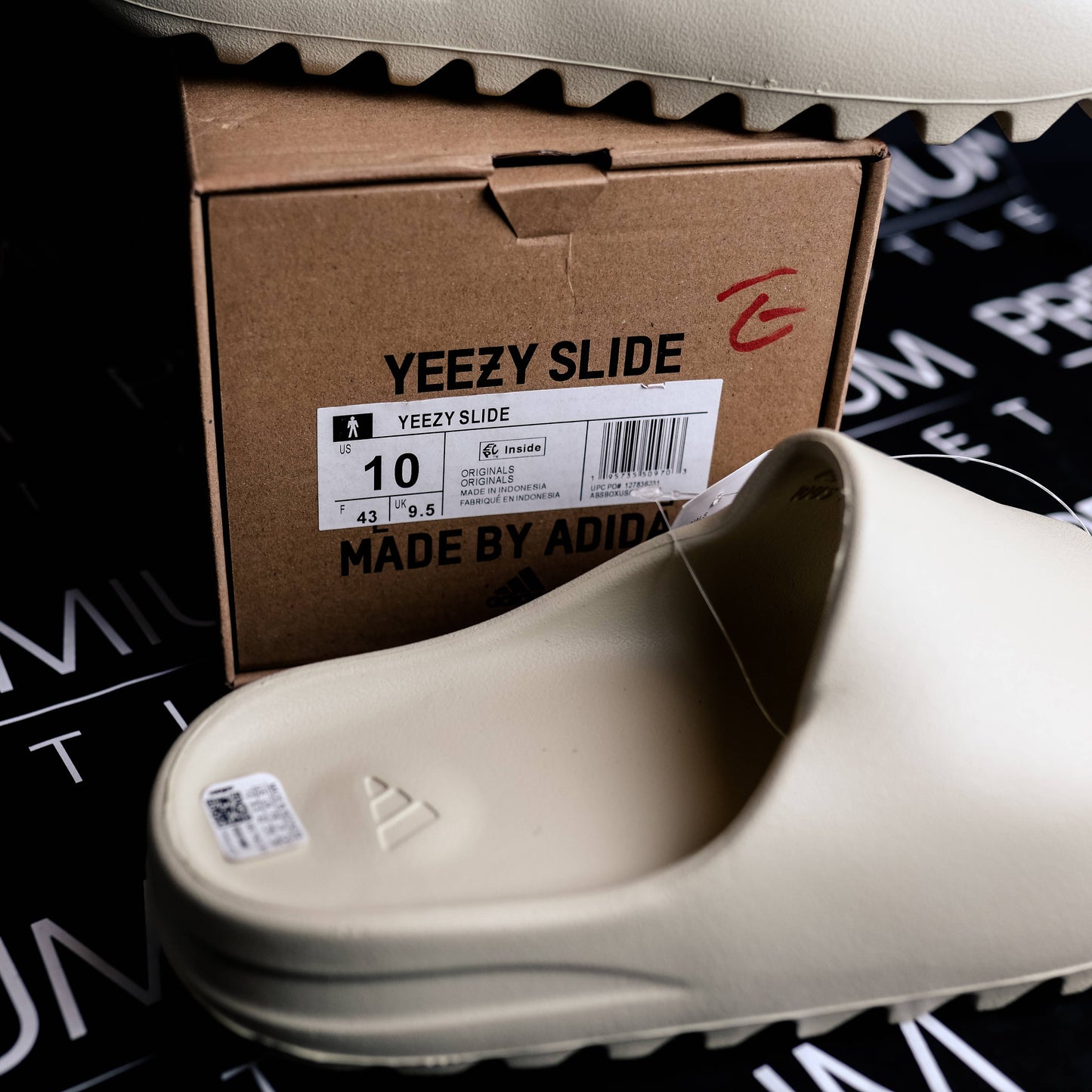 Adidas Yeezy Slides Bone
