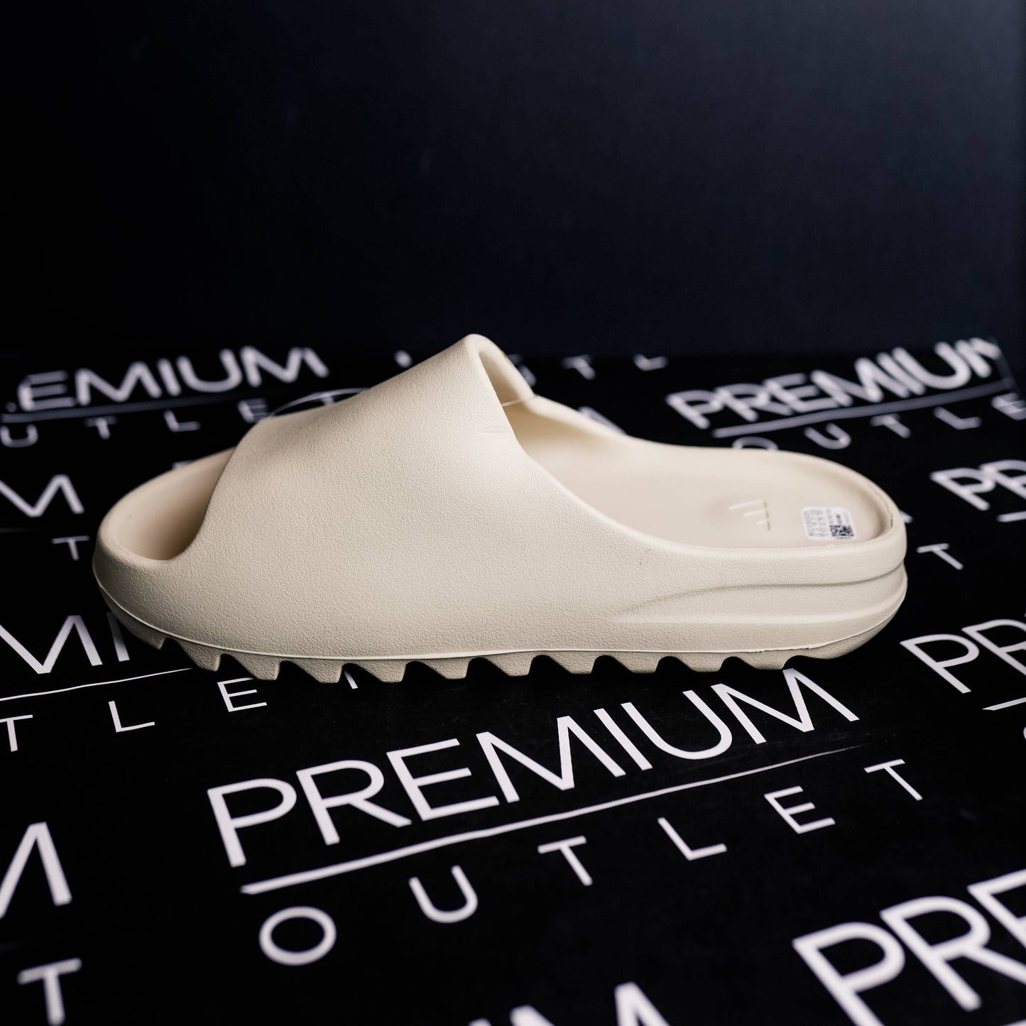 Adidas Yeezy Slides Bone