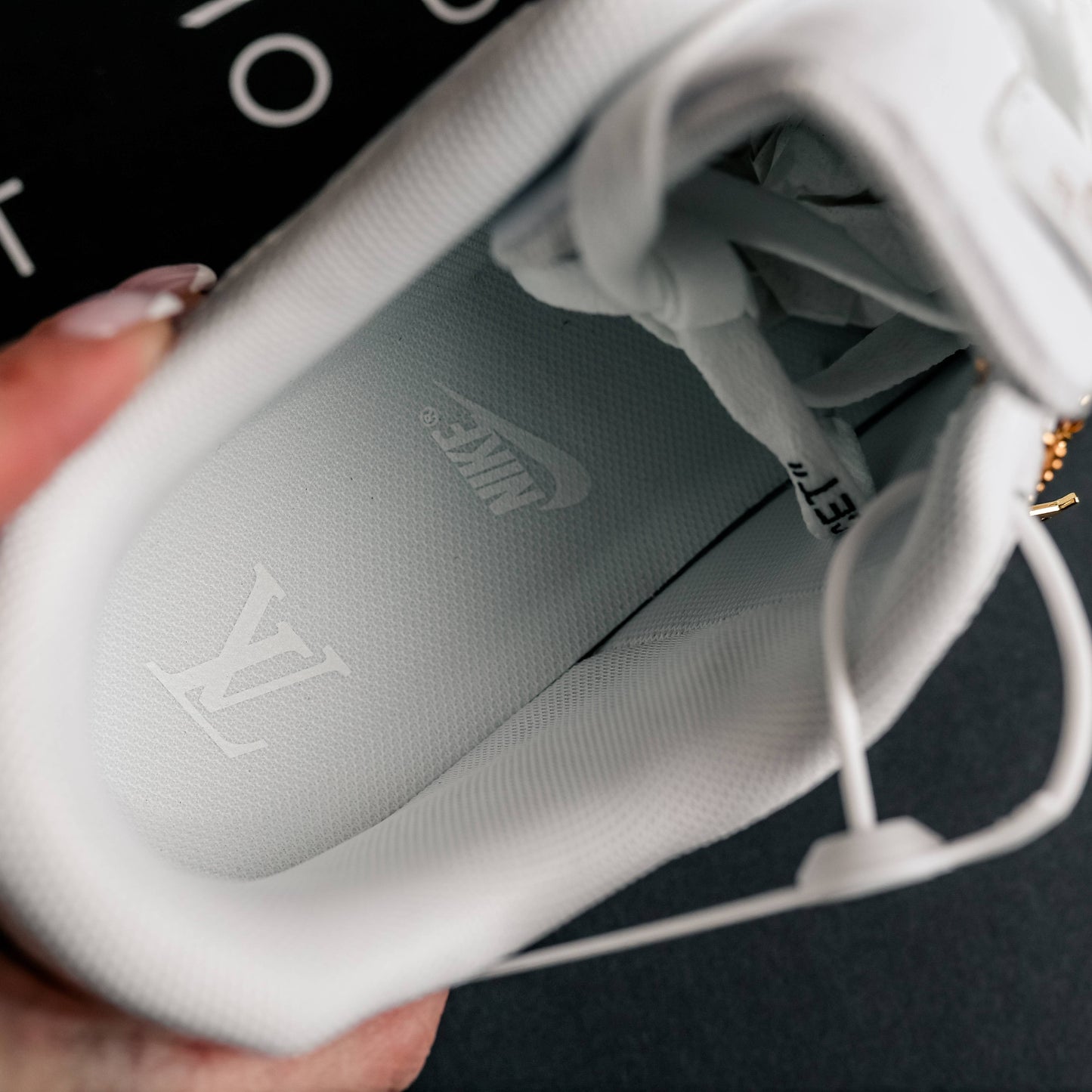 Louis Vuitton x Nike Air Force 1 '07 White