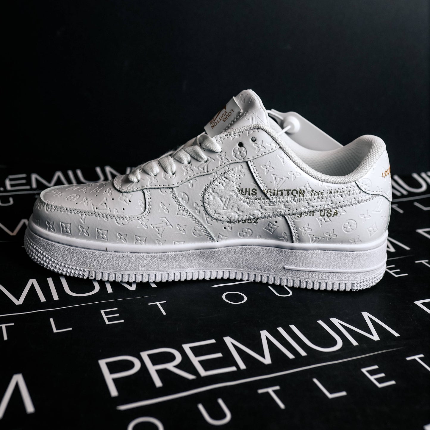 Louis Vuitton x Nike Air Force 1 '07 White