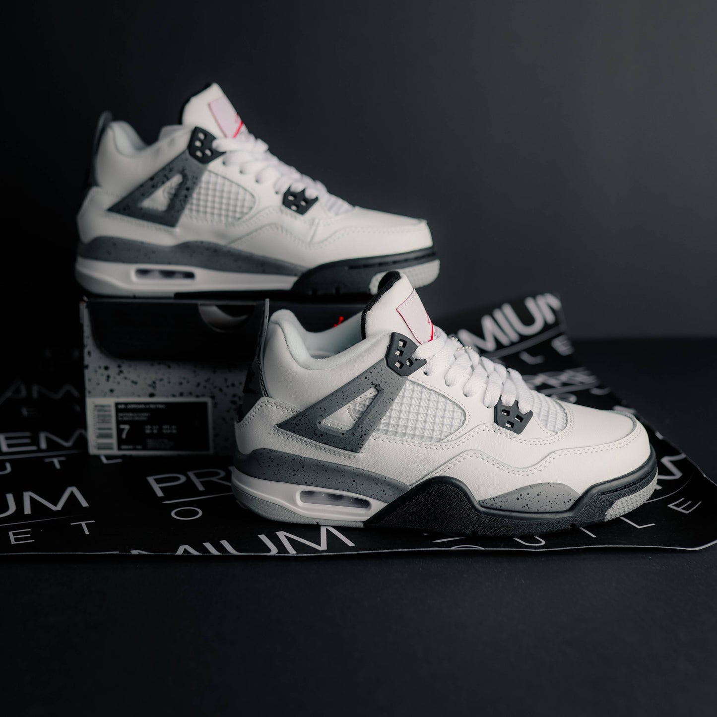 Nike Air Jordan 4 retro White Cement