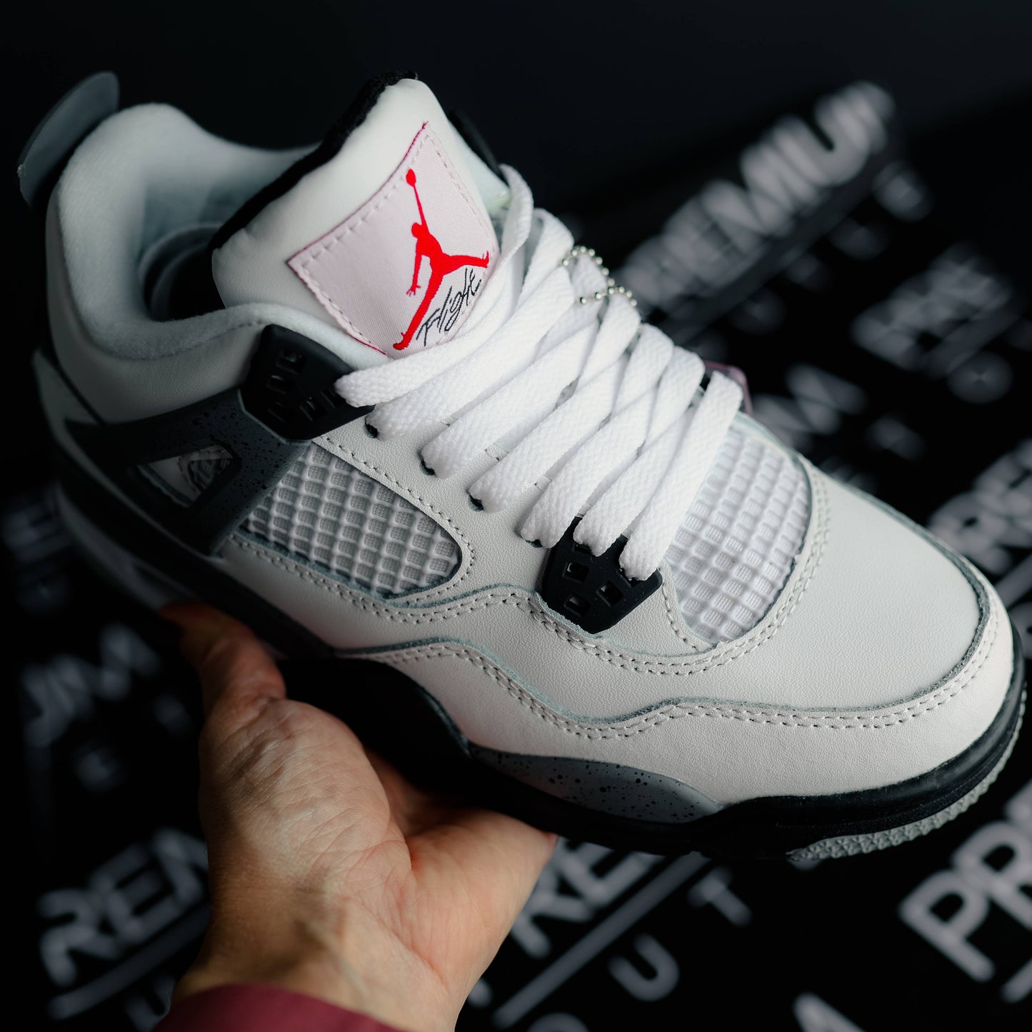 Nike Air Jordan 4 retro White Cement