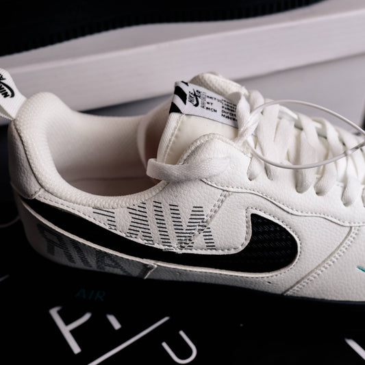 Nike Air Force 1 '07 White And Black