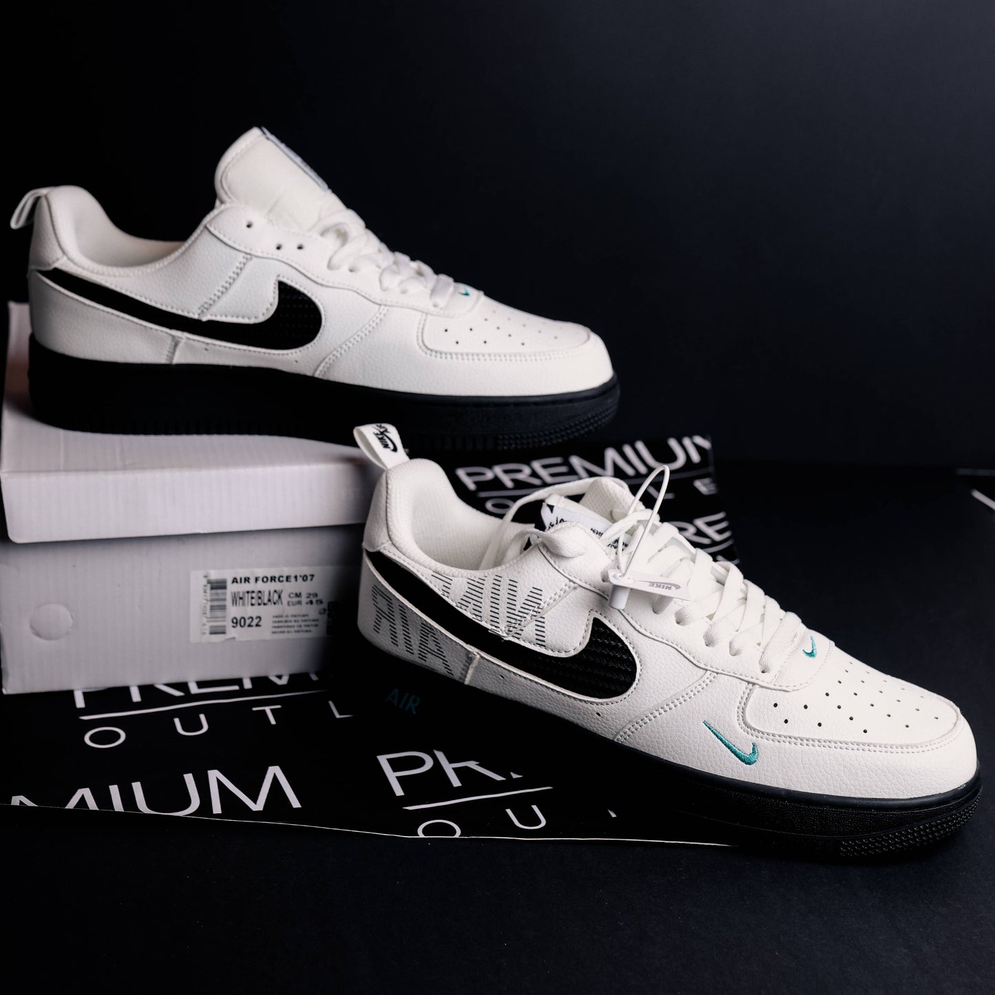 Nike Air Force 1 '07 White And Black