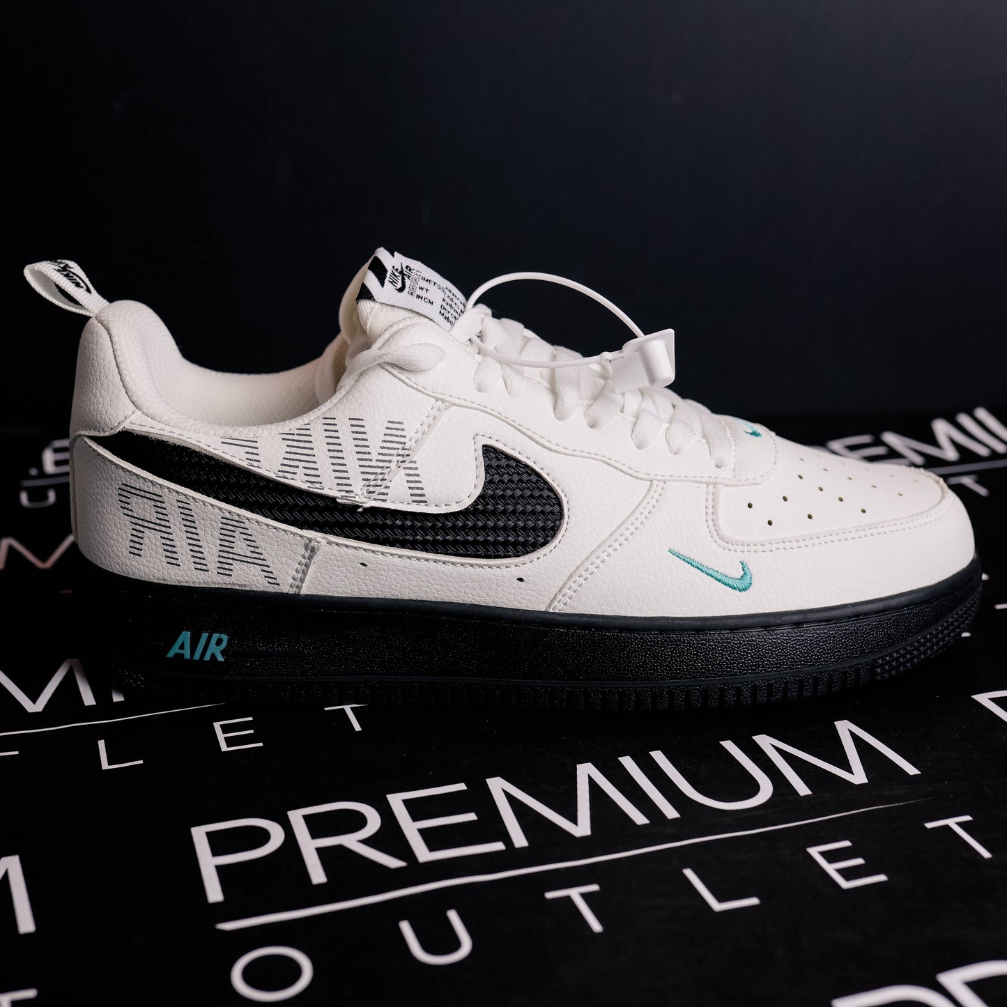 Nike Air Force 1 '07 White And Black