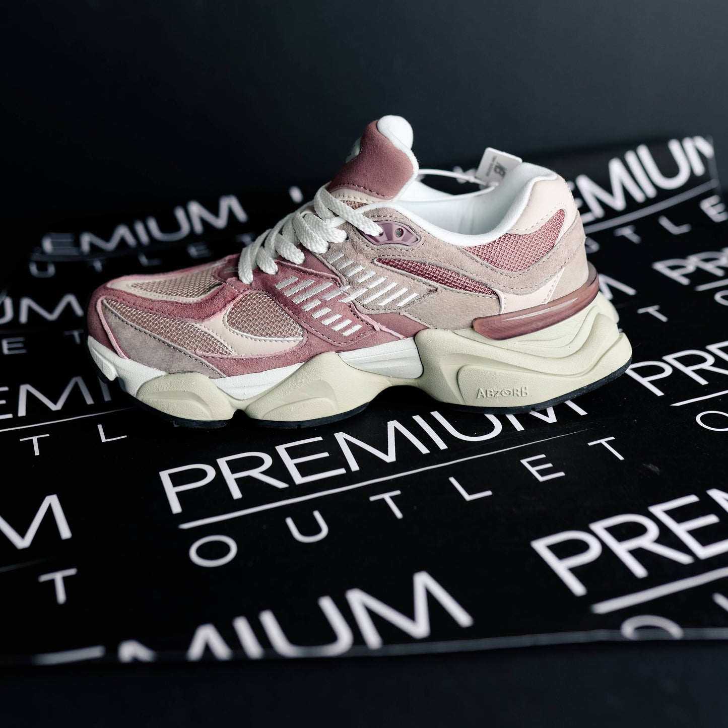 New Balance 9060 Pink