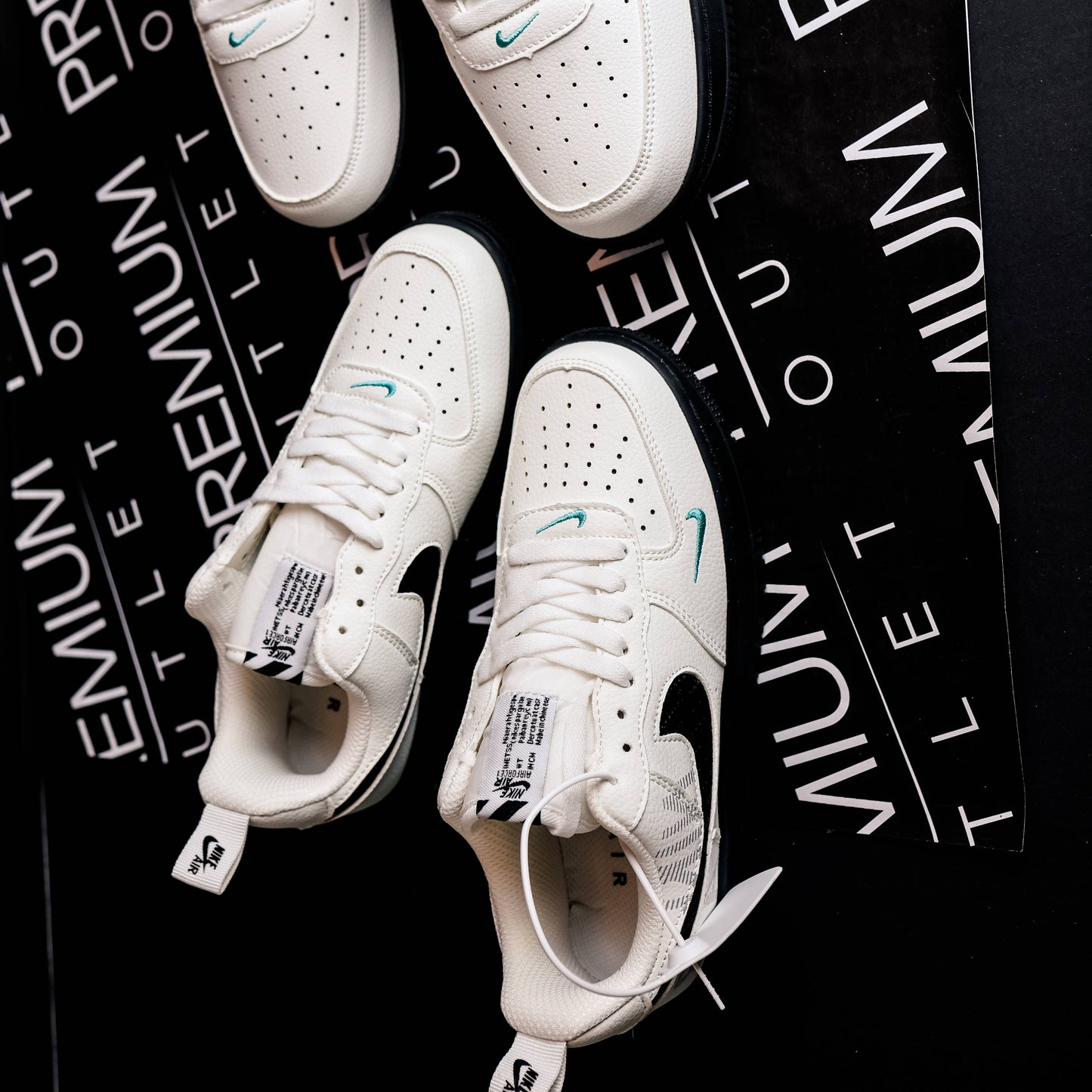 Nike Air Force 1 '07 White And Black