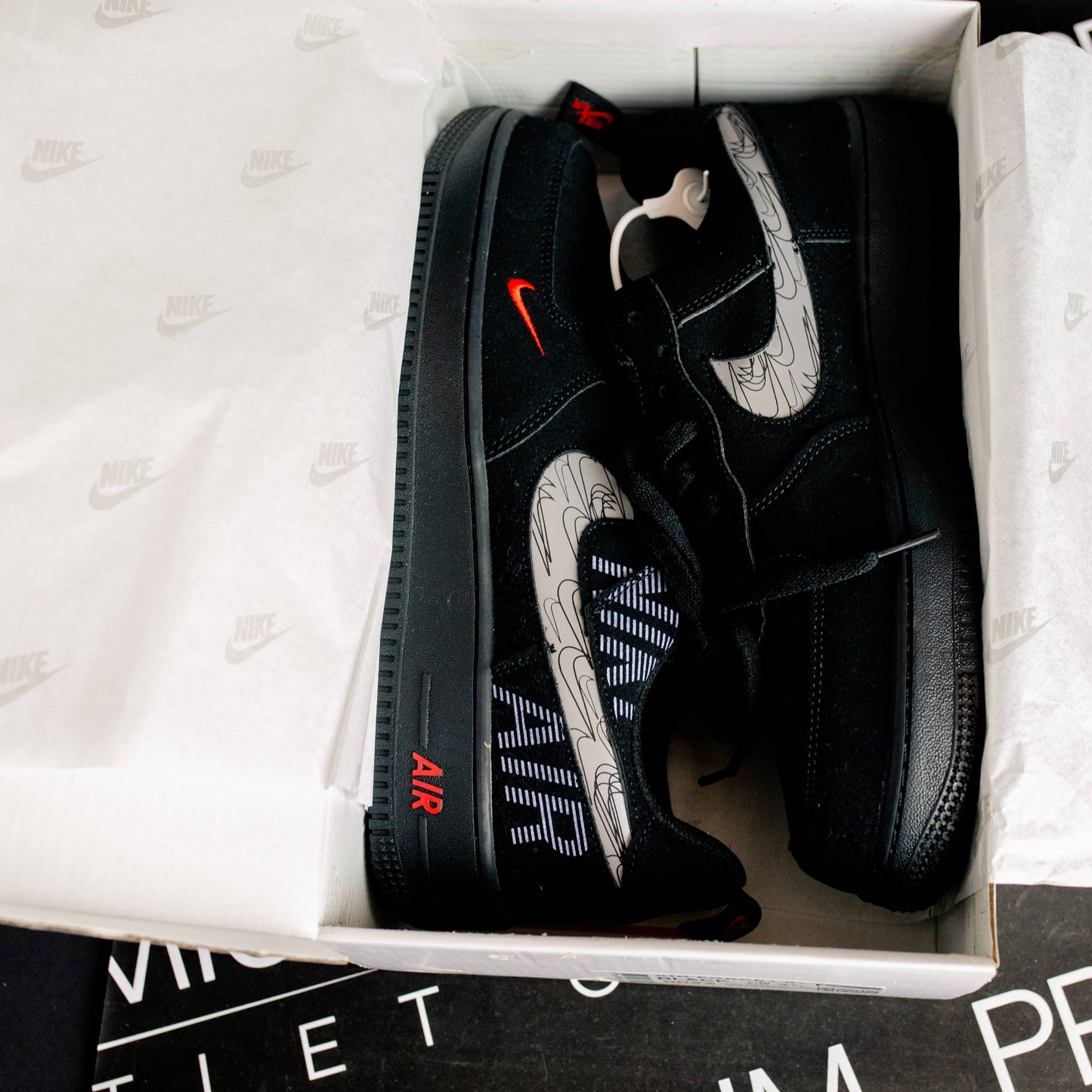 Nike Air Force 1 '07 LV8 Black Reflective
