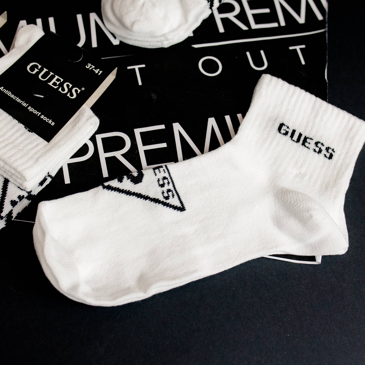 Guess bijele čarape