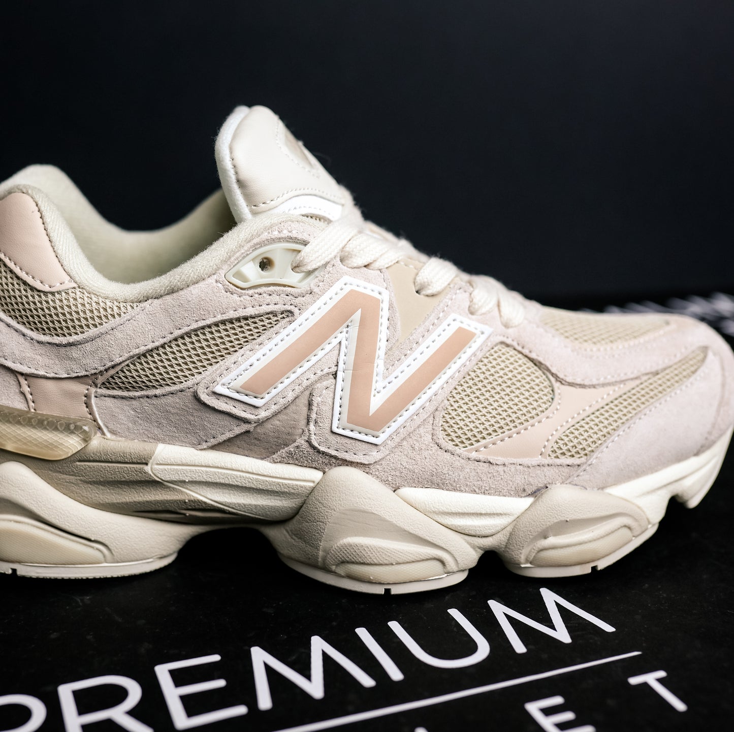 New Balance 9060 Bisque