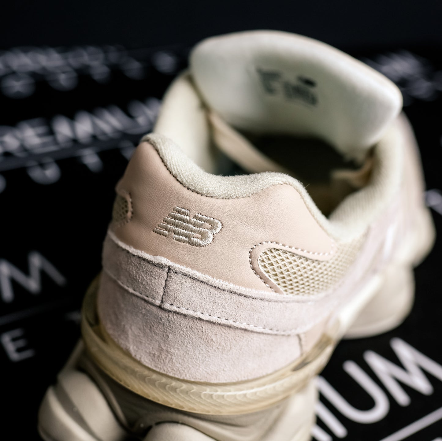 New Balance 9060 Bisque