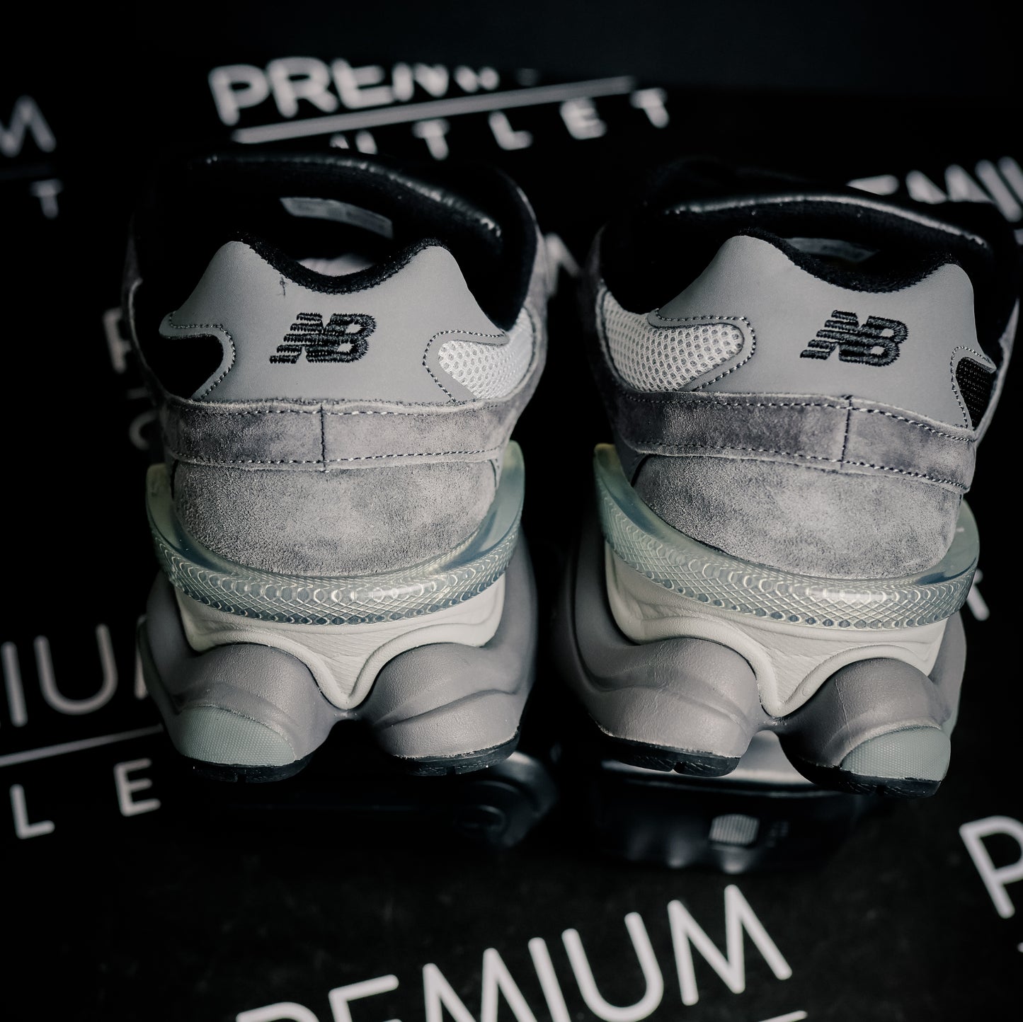 New Balance 9060 Gray