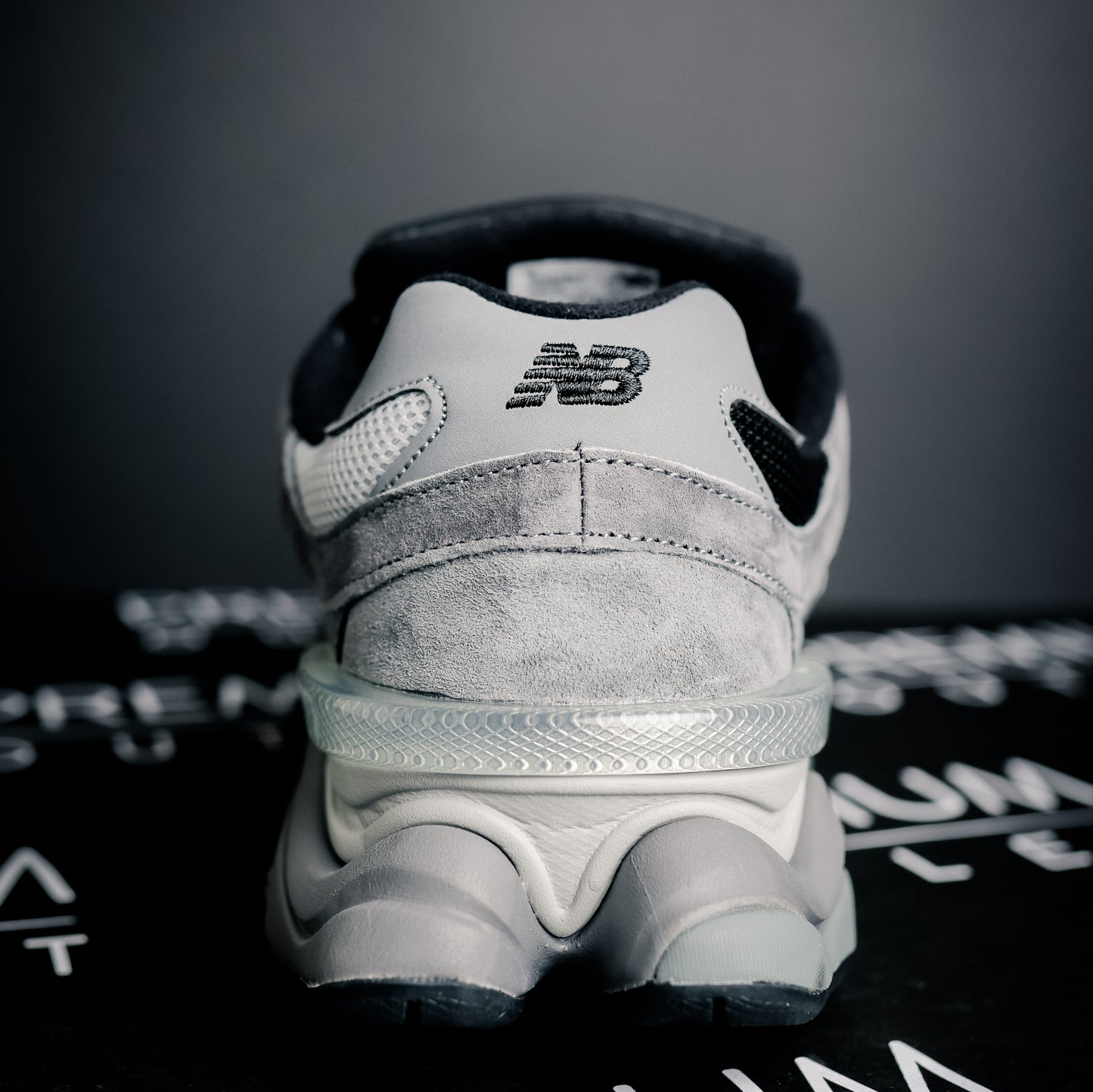 New Balance 9060 Gray