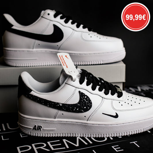 Nike Air Force 1 '07 White and Black