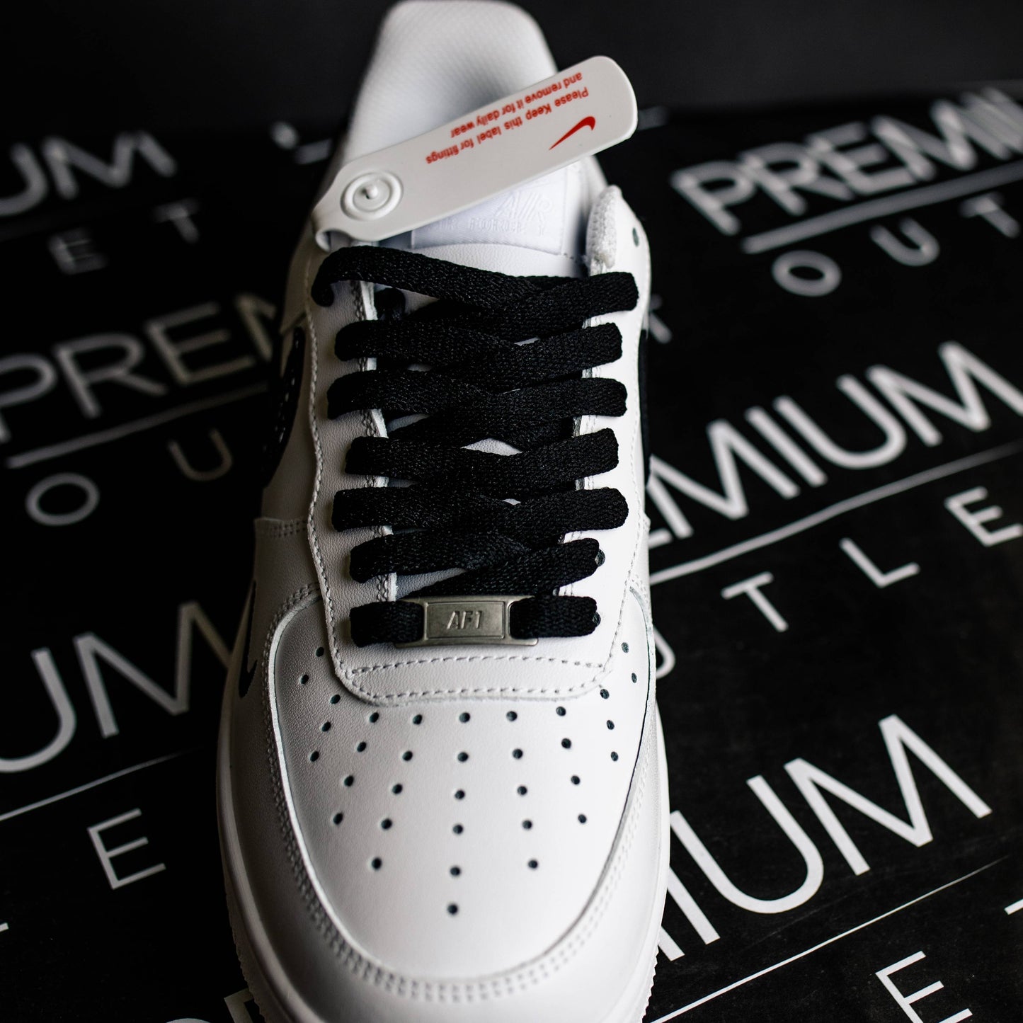 Nike Air Force 1 '07 White and Black