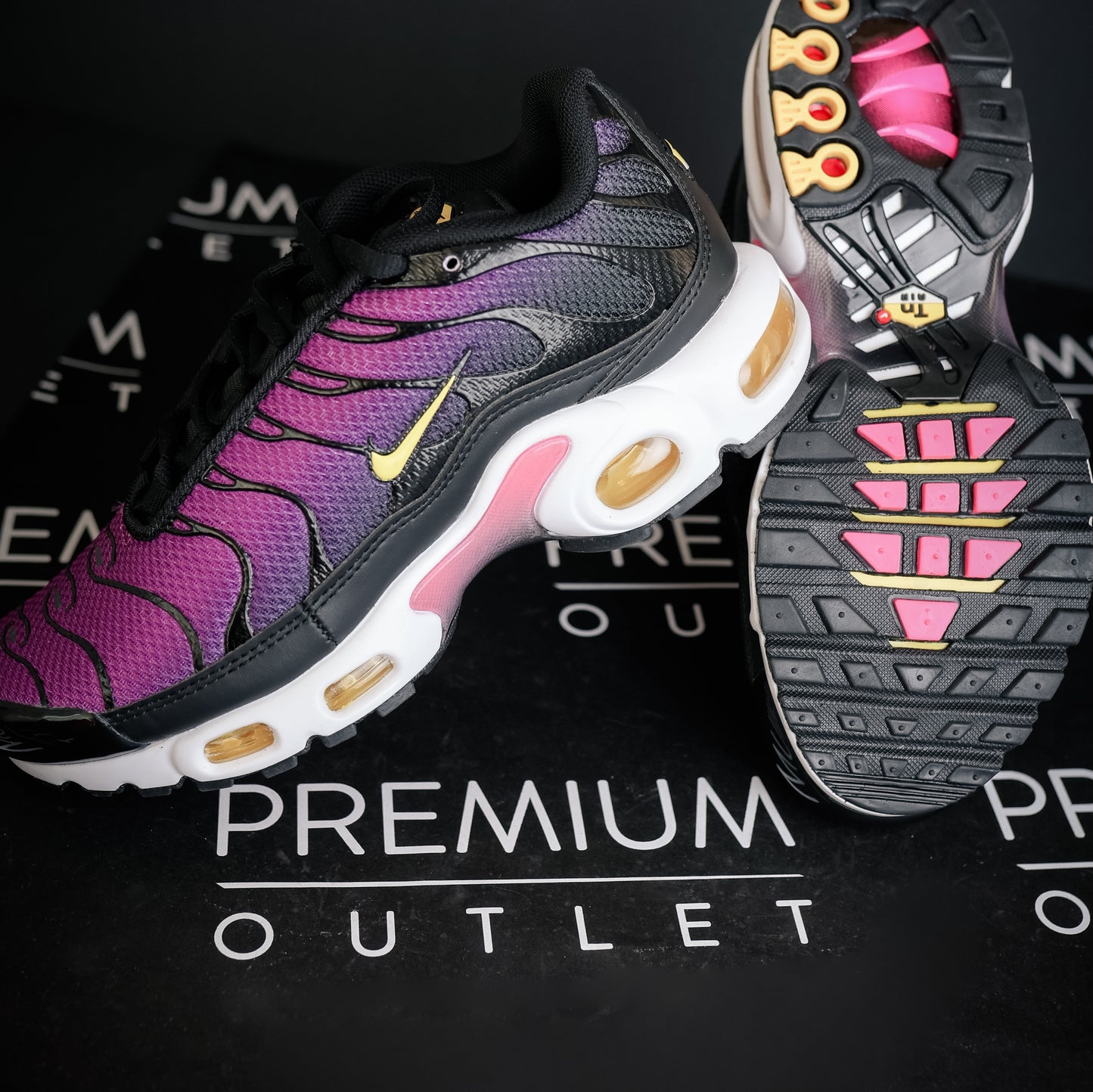 Nike Air Max Plus TN Pink