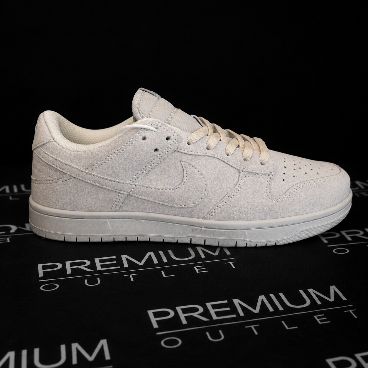 Nike Dunk Low Retro SE Phantom