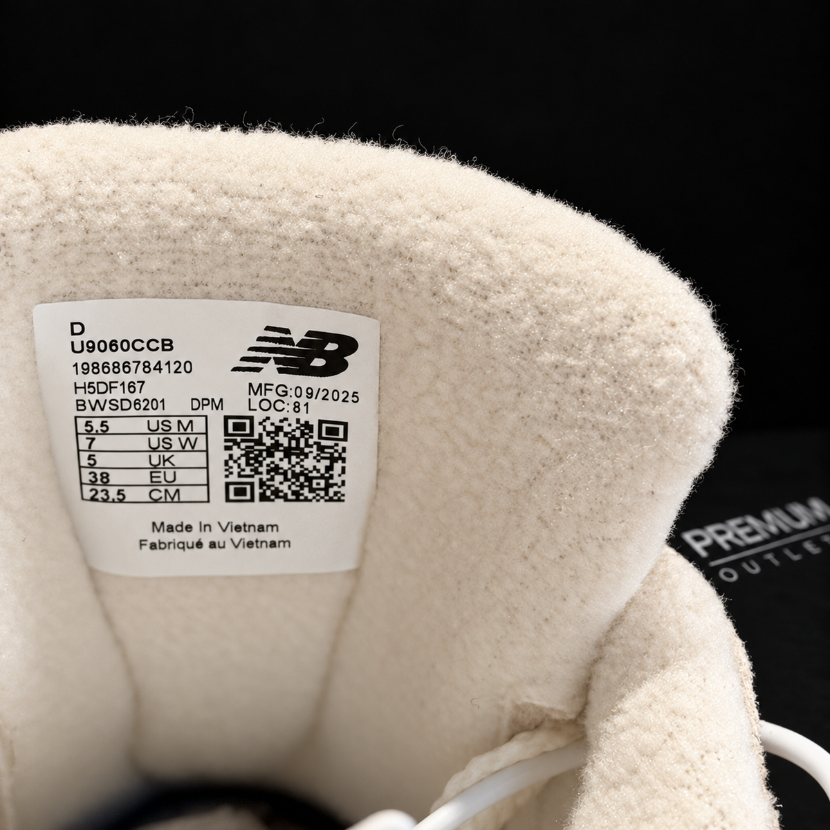 New Balance 9060 Bisque